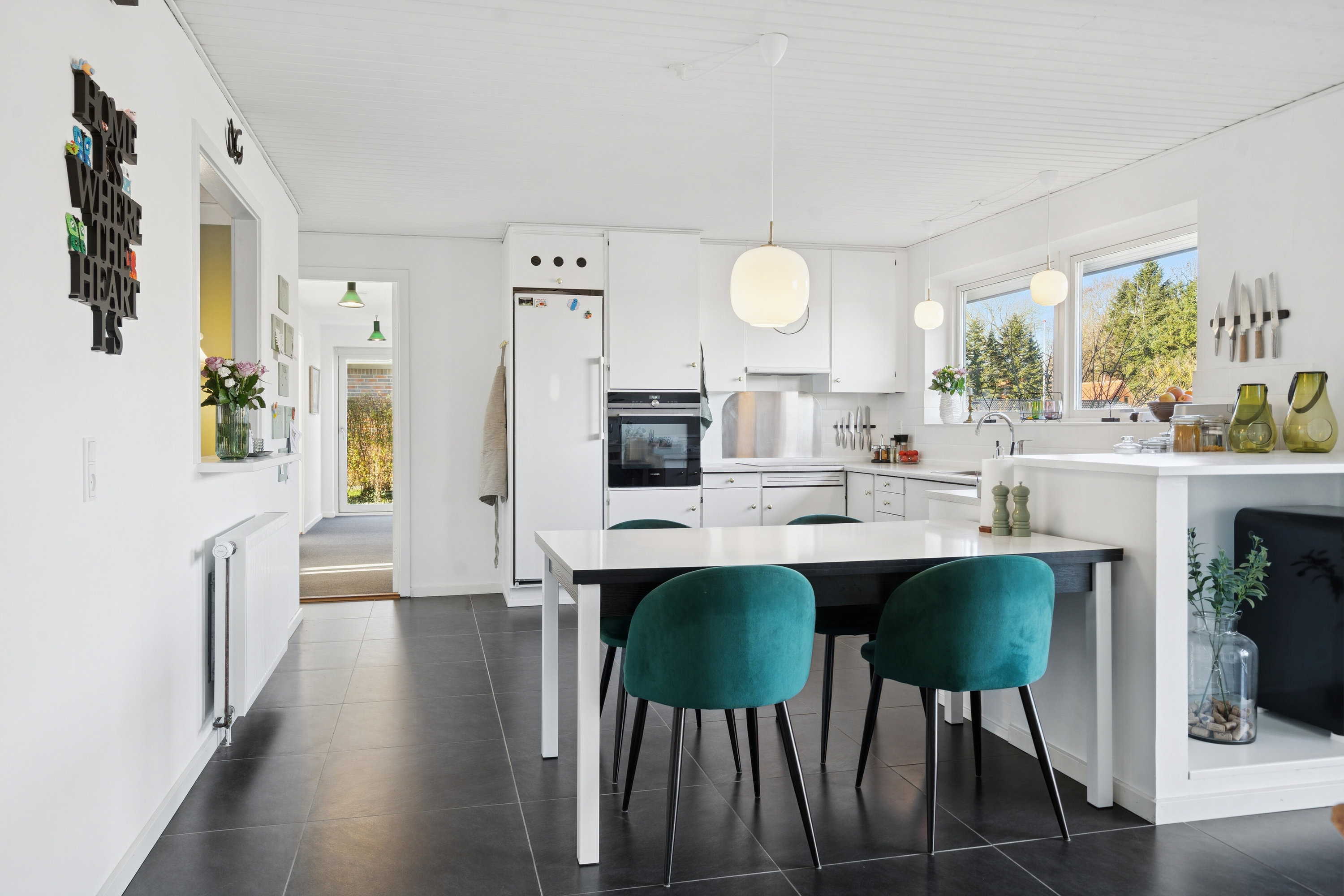 Fremhævet køkken billede i fuldskærmstilstand. Billede af Fasanvej 22, 5540 Ullerslev