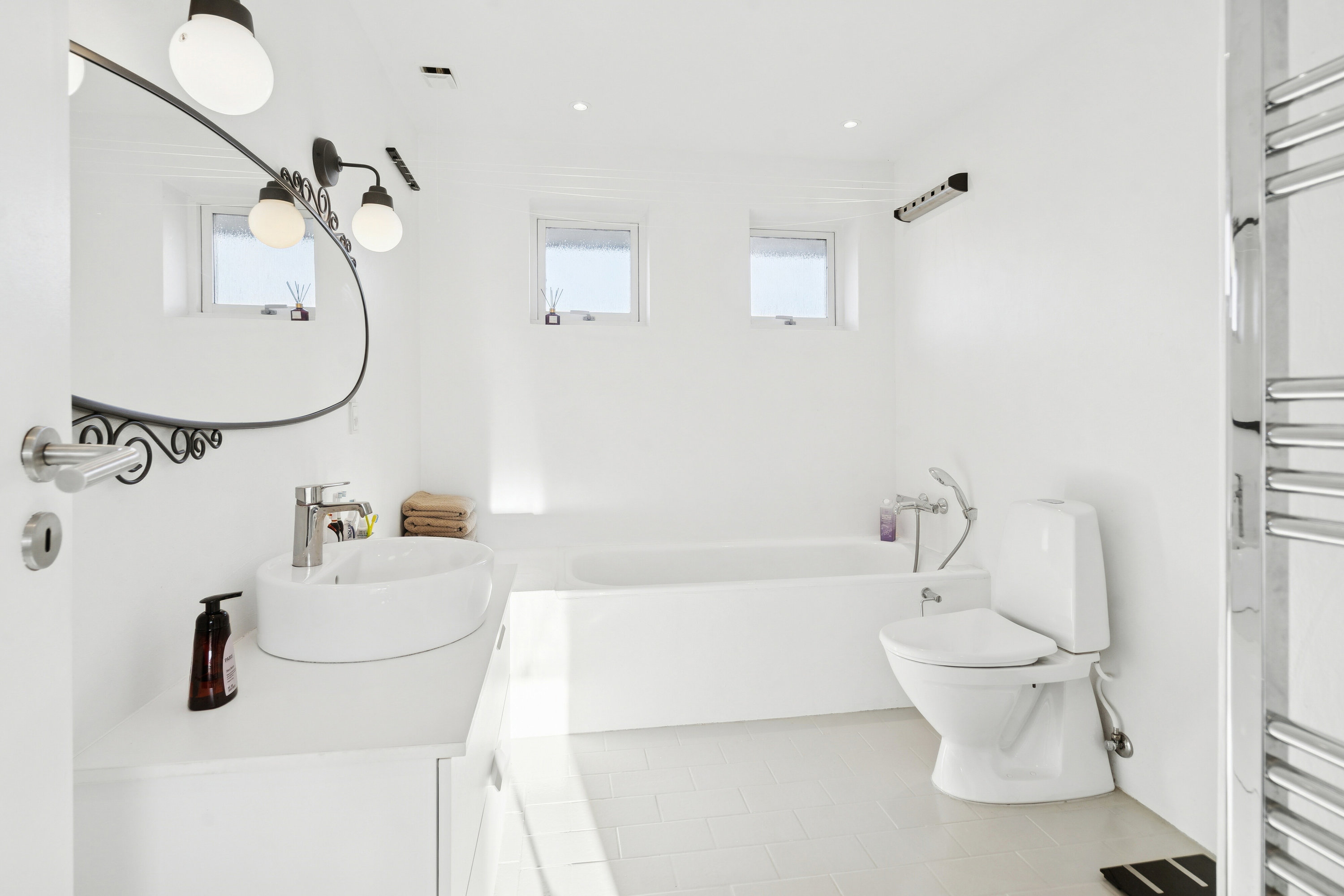 Fremhævet badeværelse billede i fuldskærmstilstand. Billede af Fasanvej 22, 5540 Ullerslev