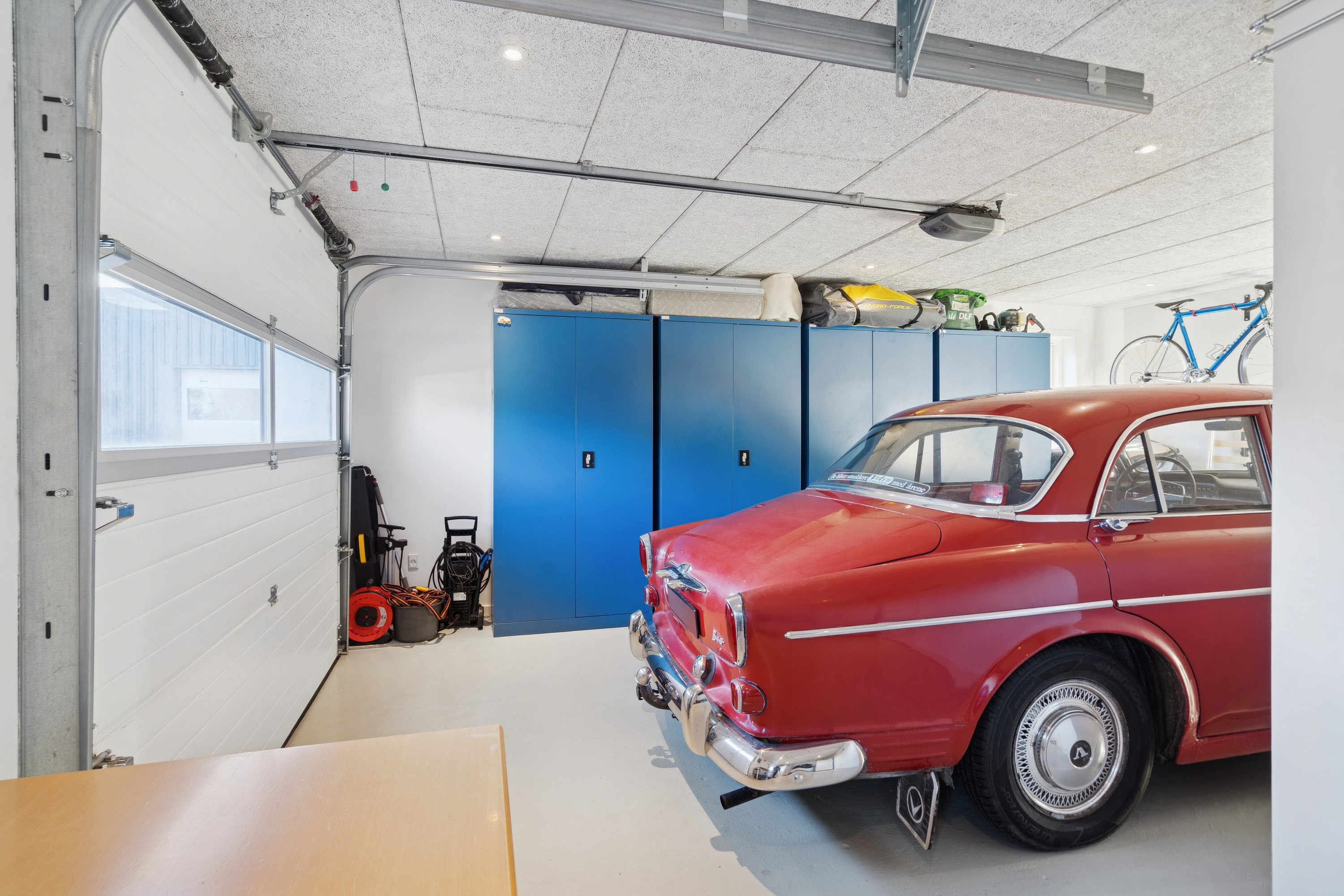 Fremhævet garage billede i fuldskærmstilstand. Billede af Fasanvej 22, 5540 Ullerslev