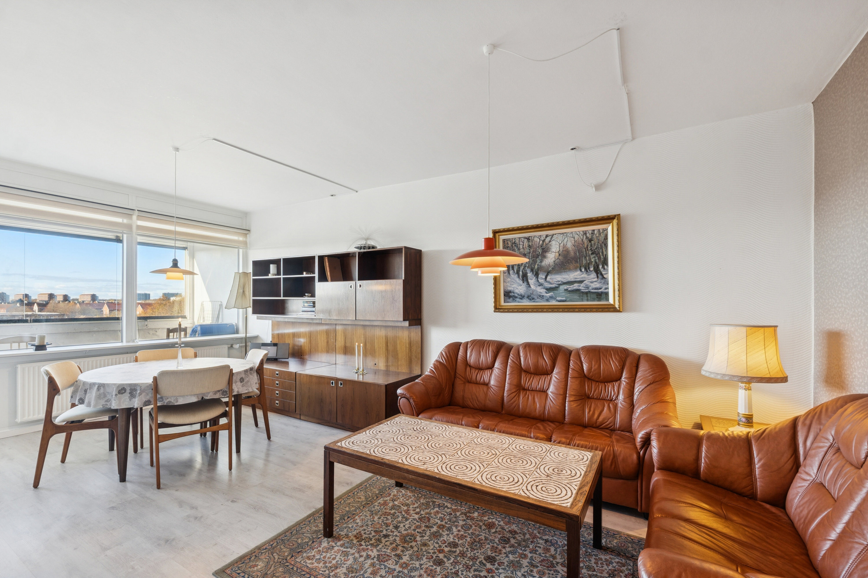 Fremhævet stue billede i fuldskærmstilstand. Billede af Rebæk Søpark 25, 6. th., 2650 Hvidovre