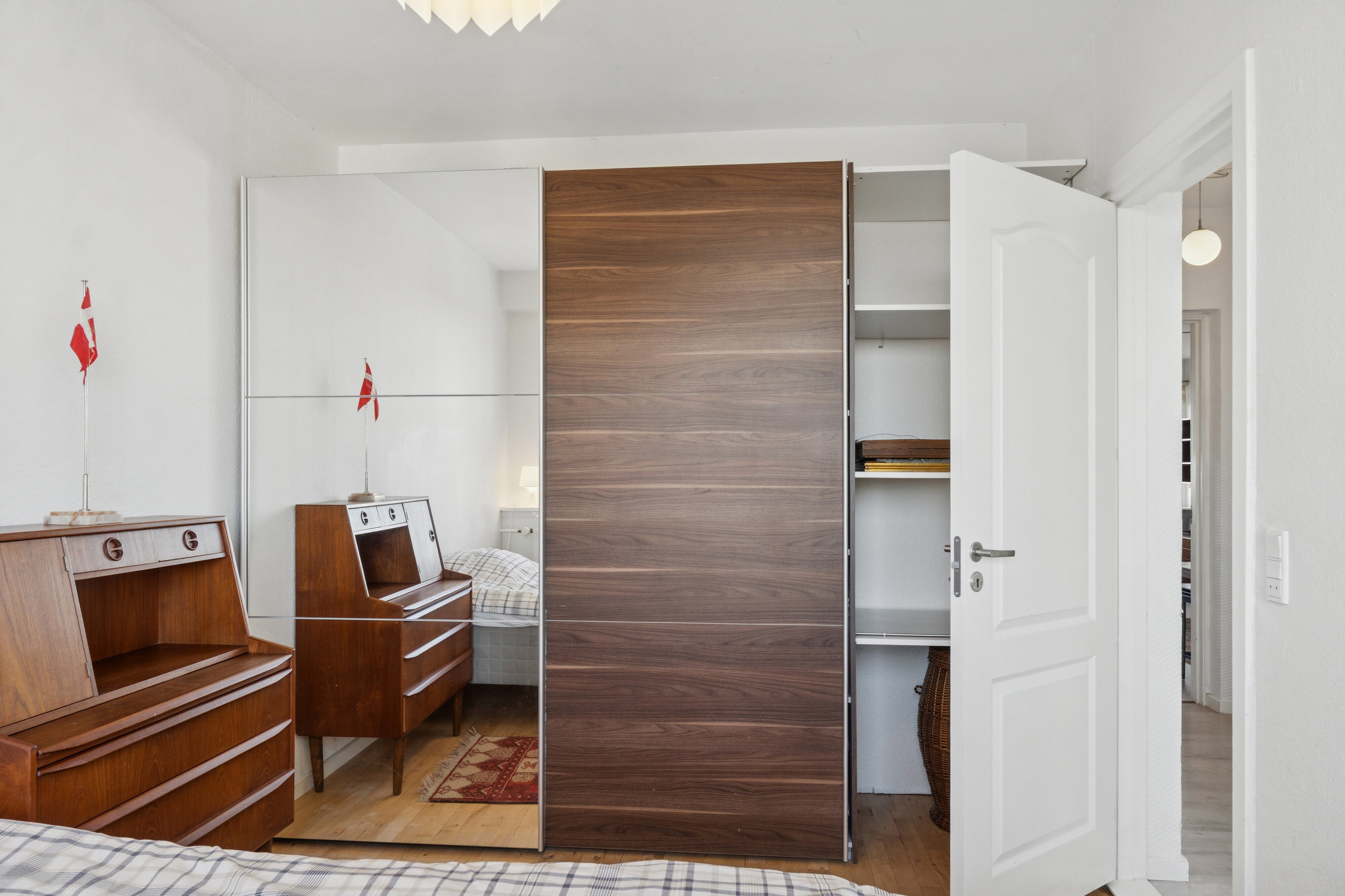 Fremhævet indendørs billede i fuldskærmstilstand. Billede af Rebæk Søpark 25, 6. th., 2650 Hvidovre