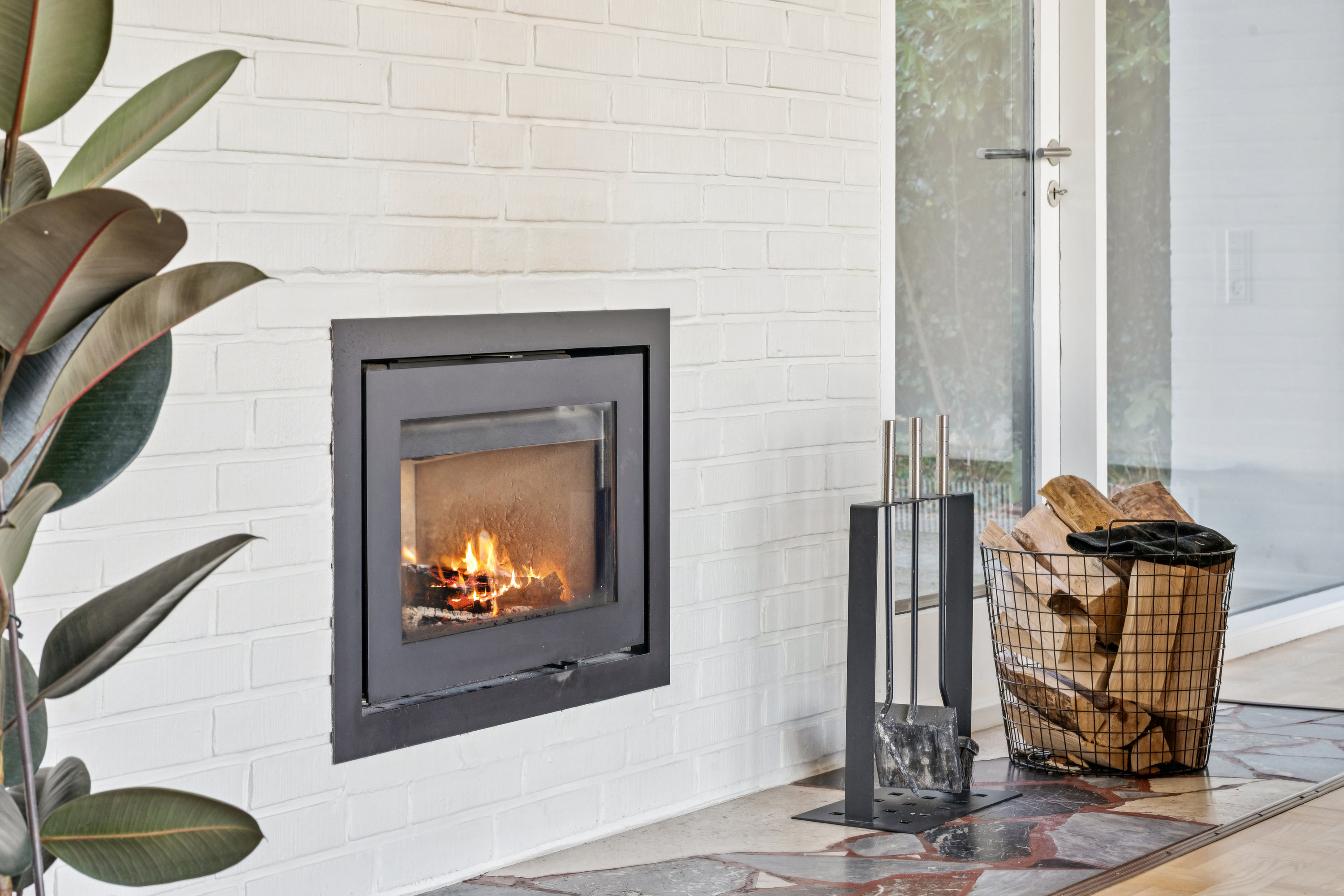 Fremhævet stue billede i fuldskærmstilstand. Billede af Solvangen 26, Gug, 9210 Aalborg SØ