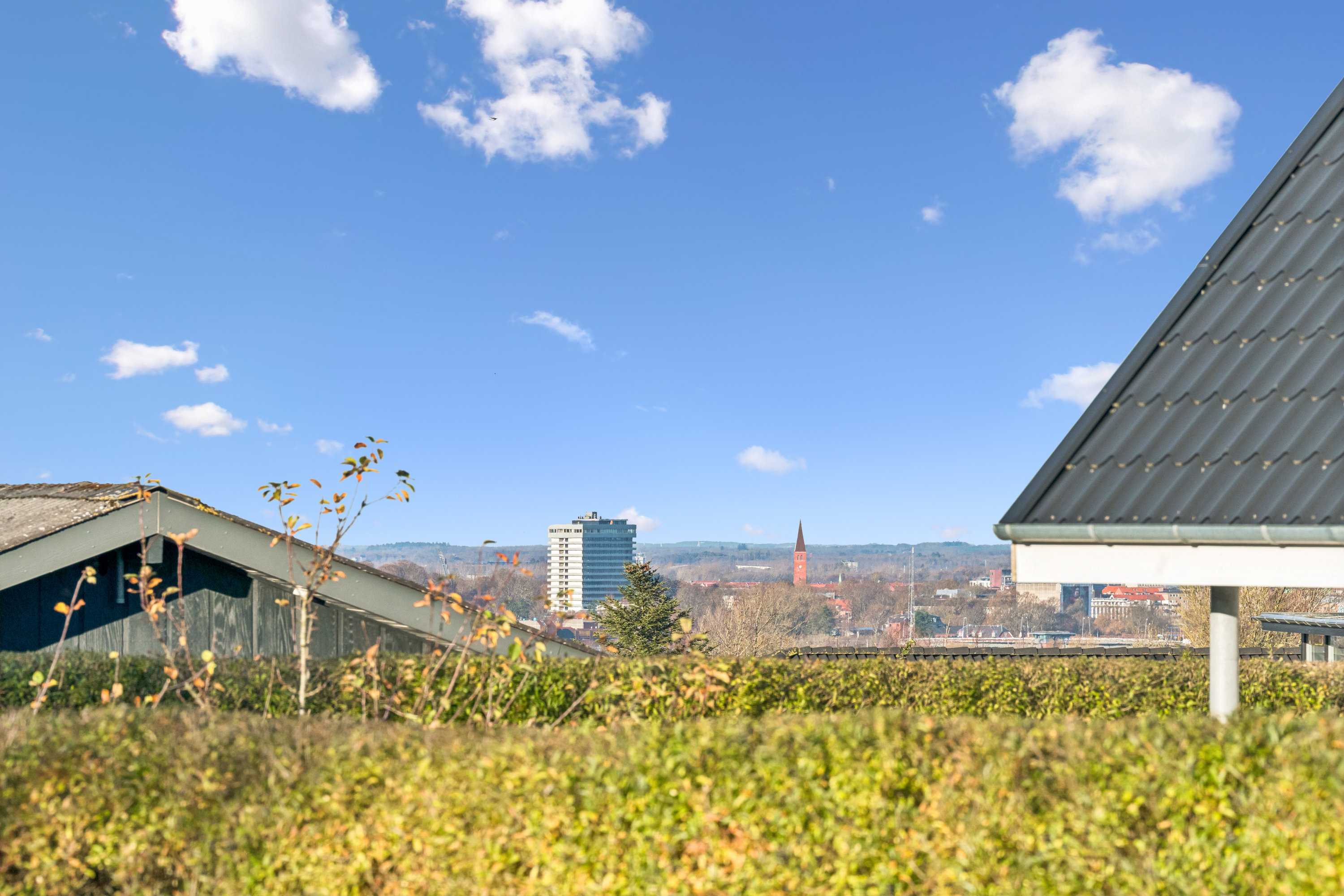 Fremhævet andet billede i fuldskærmstilstand. Billede af Solvangen 26, Gug, 9210 Aalborg SØ