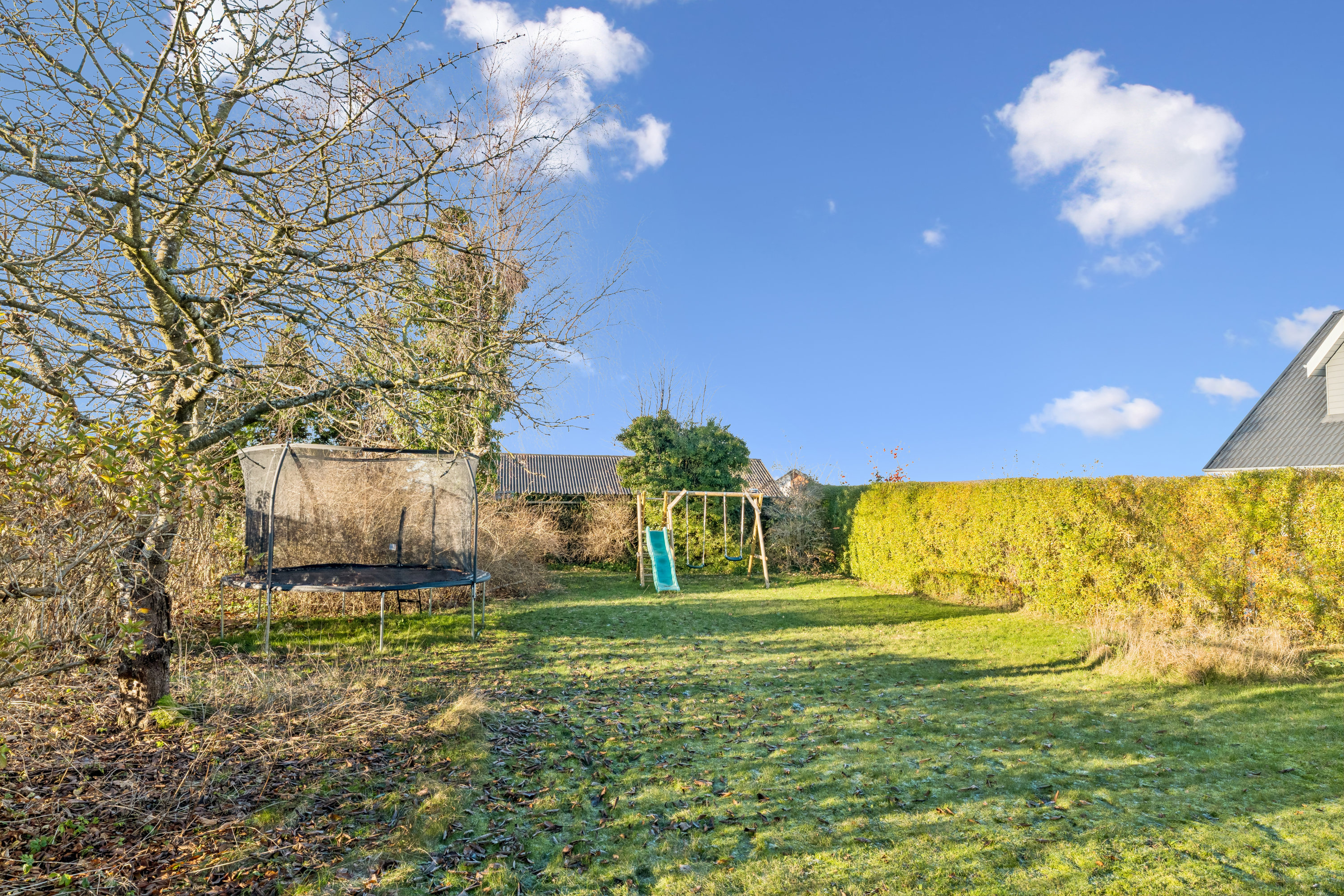 Fremhævet have billede i fuldskærmstilstand. Billede af Solvangen 26, Gug, 9210 Aalborg SØ