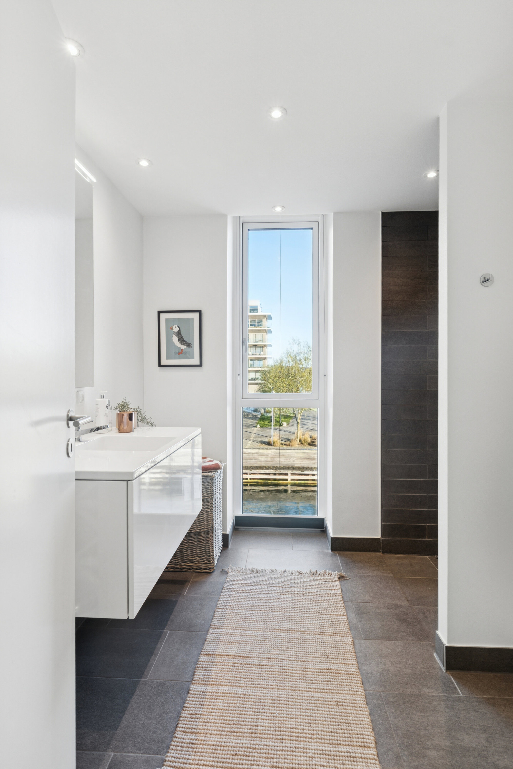 Fremhævet badeværelse billede i fuldskærmstilstand. Billede af Martin Luther Kings Vej 3, 1. tv., 2450 København SV