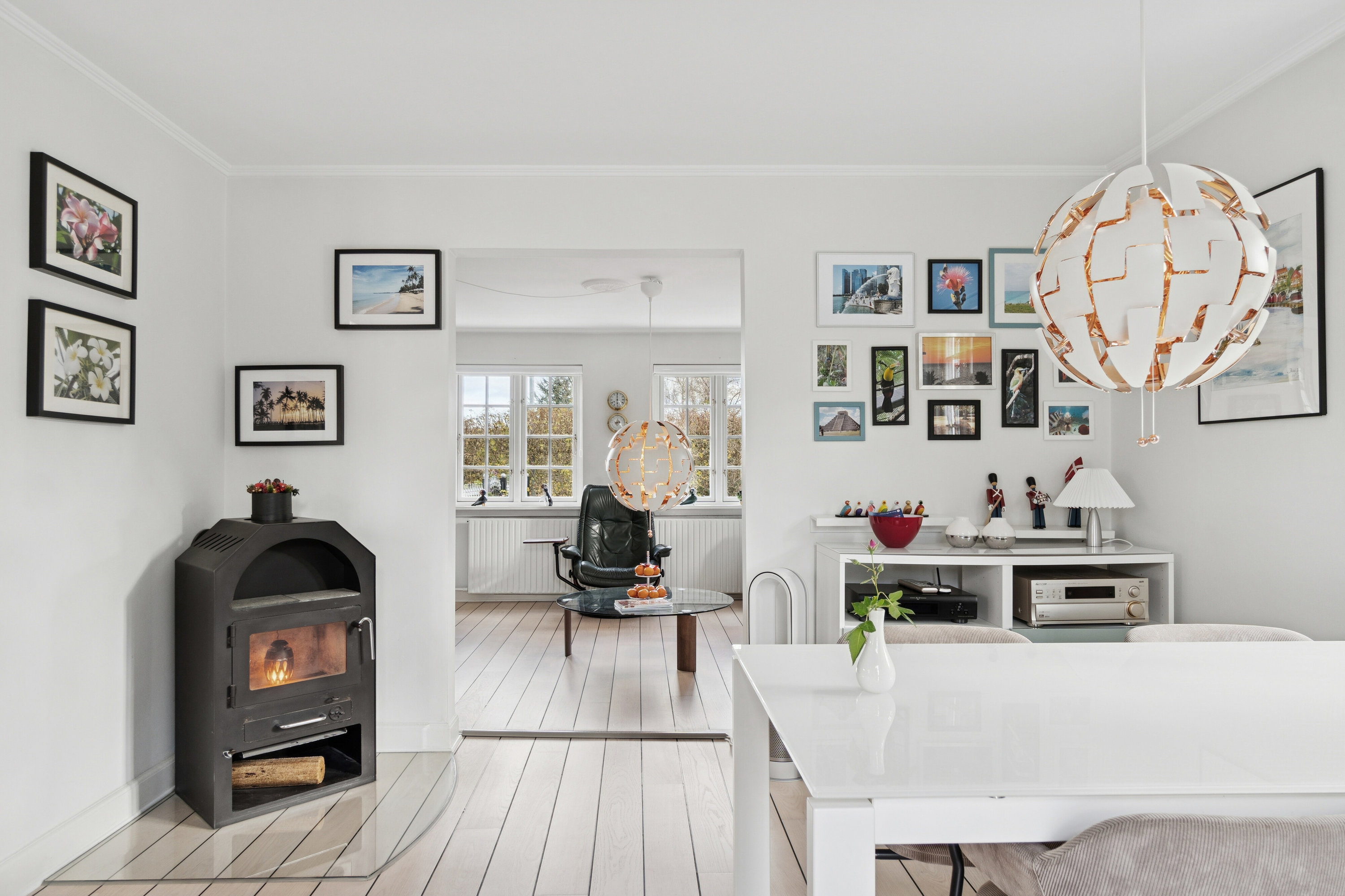 Fremhævet stue billede i fuldskærmstilstand. Billede af Ternevej 1, 4300 Holbæk