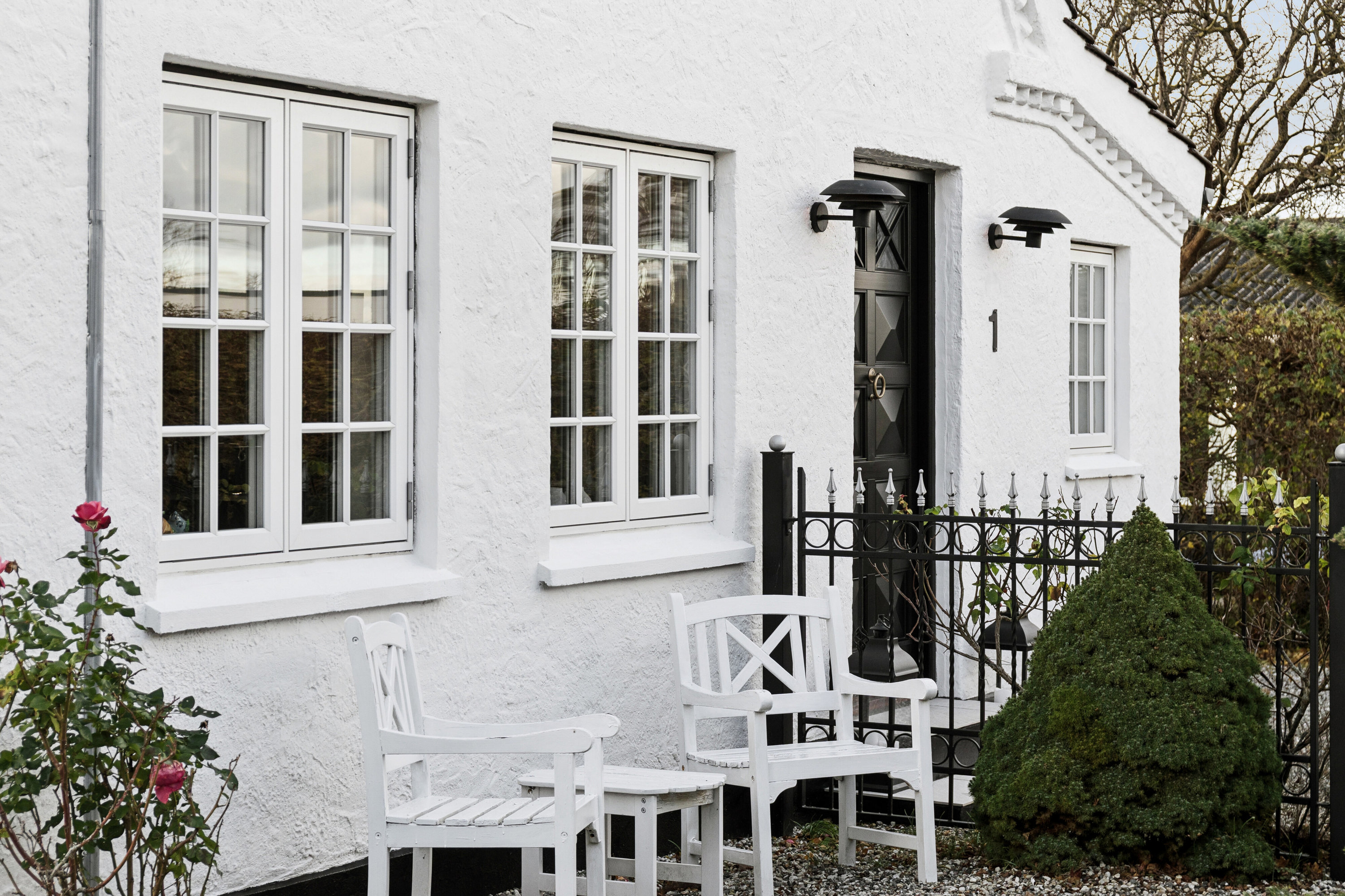 Fremhævet udendørs billede i fuldskærmstilstand. Billede af Ternevej 1, 4300 Holbæk