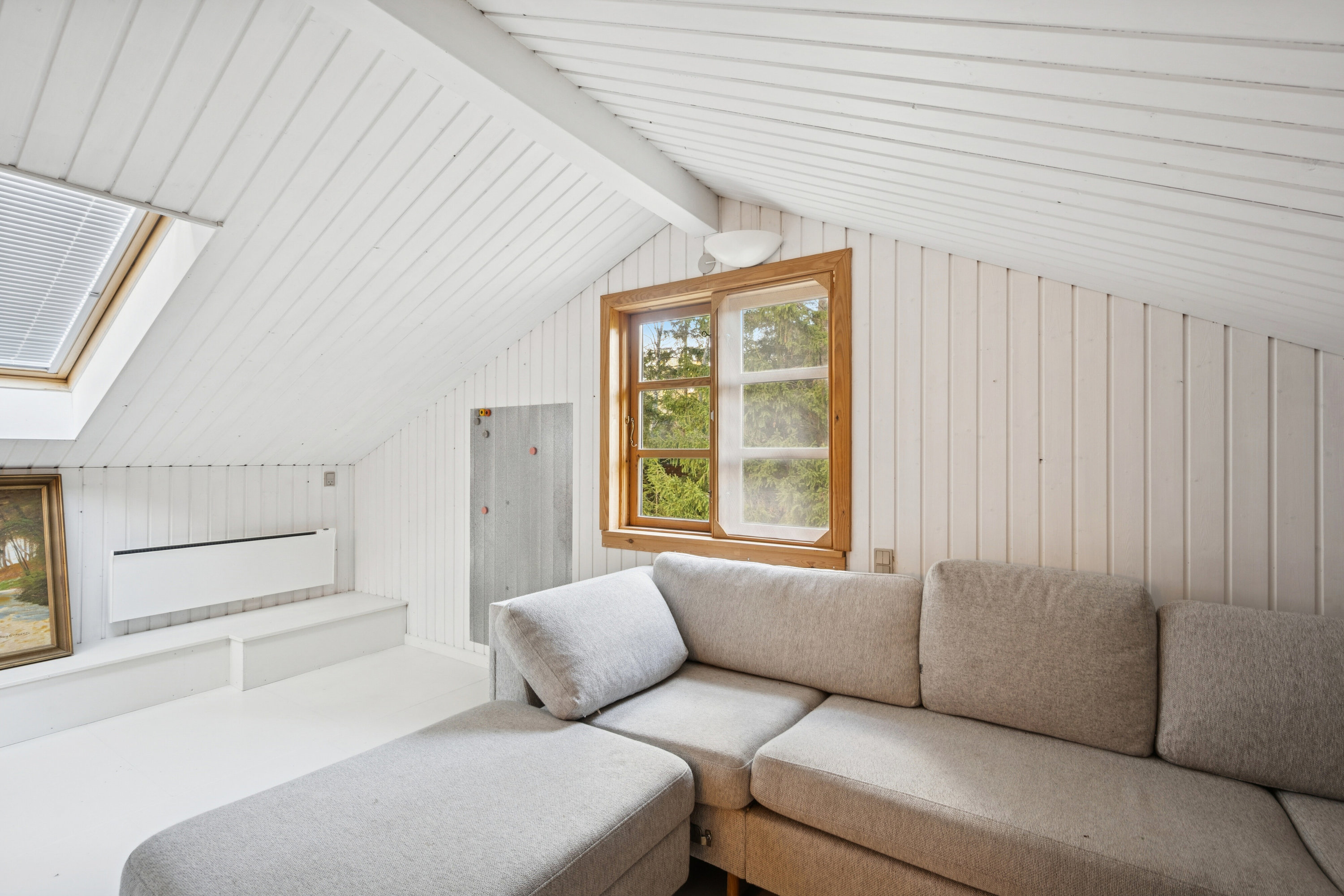 Fremhævet stue billede i fuldskærmstilstand. Billede af Signe Fabers Vej 9, Tibirke Sand, 3300 Frederiksværk