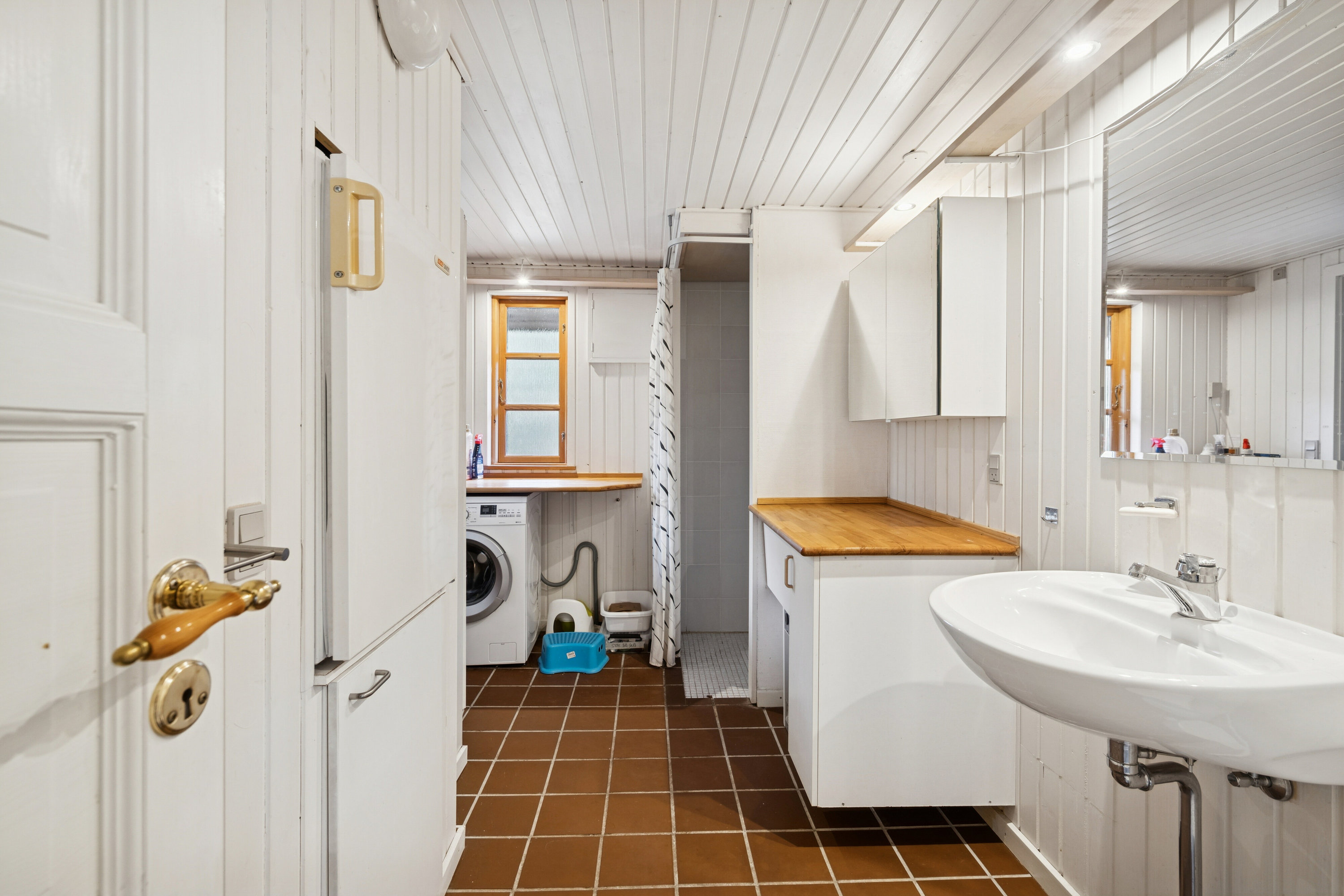 Fremhævet badeværelse billede i fuldskærmstilstand. Billede af Signe Fabers Vej 9, Tibirke Sand, 3300 Frederiksværk