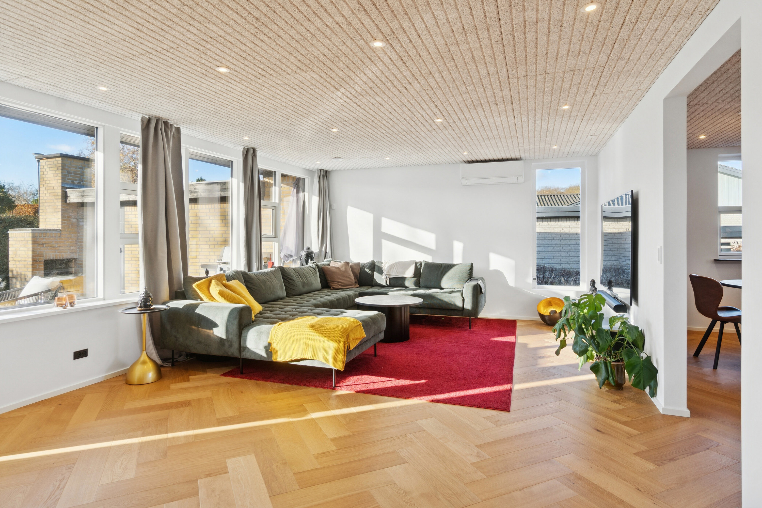 Fremhævet stue billede i fuldskærmstilstand. Billede af Strandbakken 103, 4400 Kalundborg