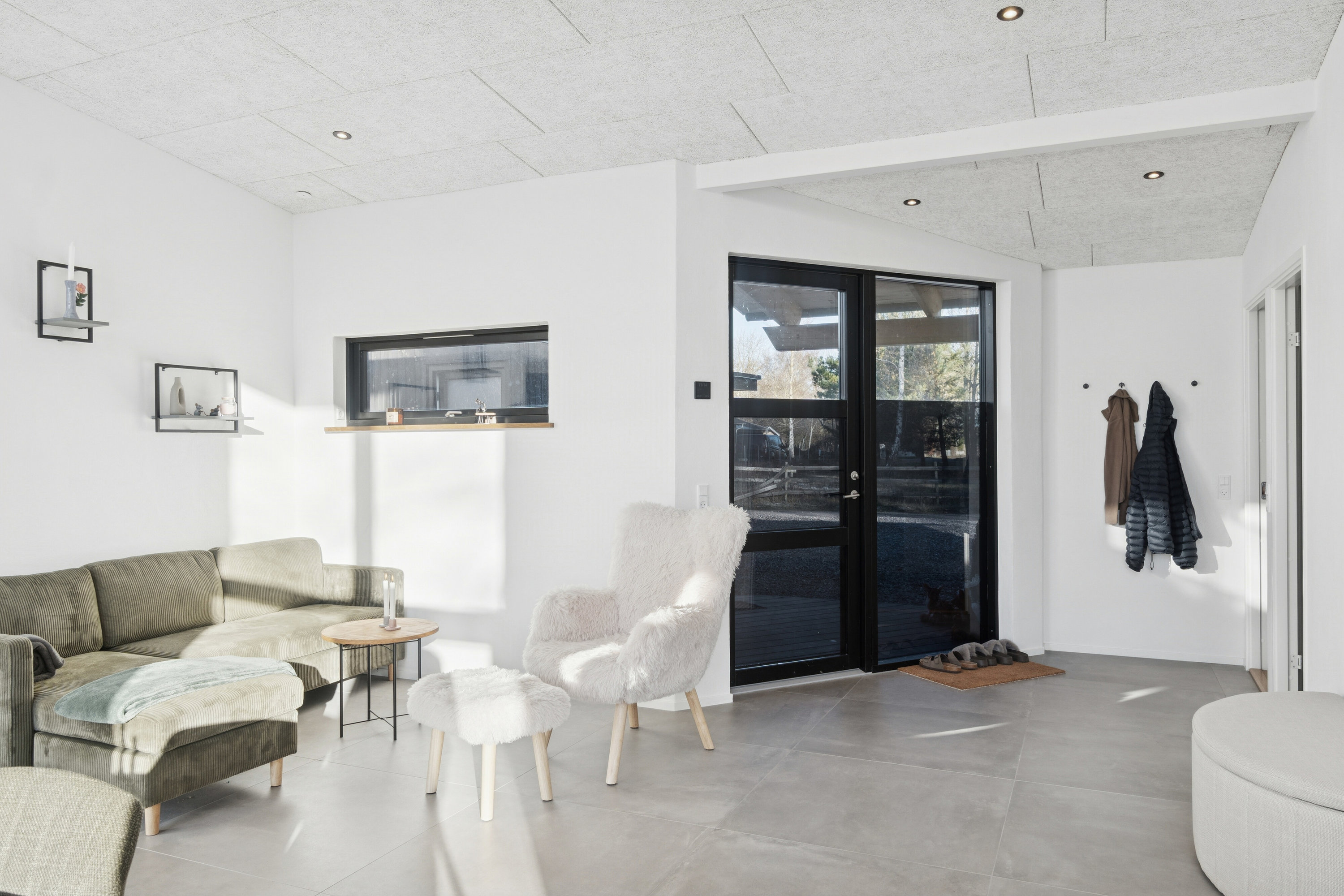 Fremhævet stue billede i fuldskærmstilstand. Billede af Tjurvej 18, Gundestrup, 4571 Grevinge