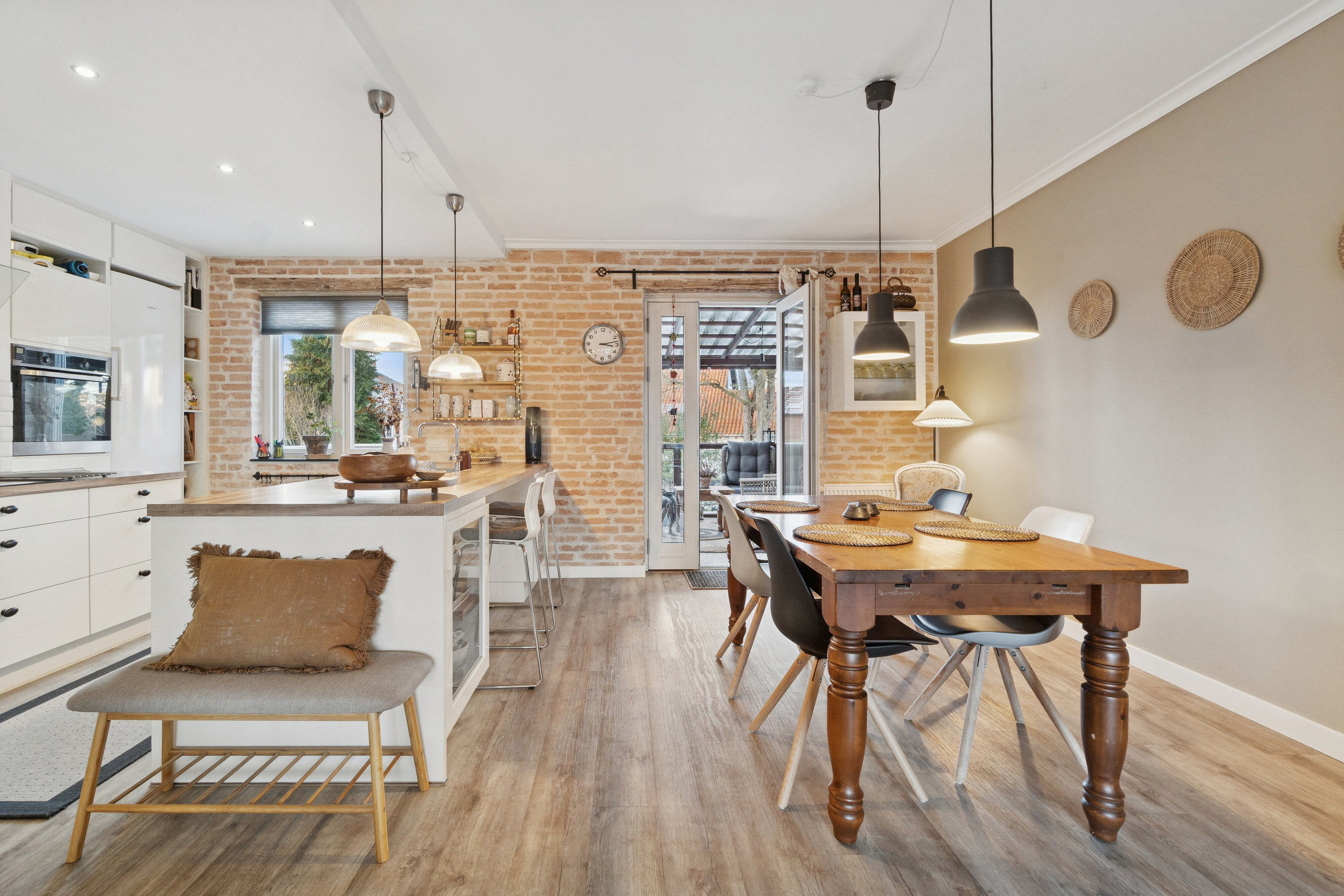 Fremhævet spisestue billede i fuldskærmstilstand. Billede af Kløverprisvej 88, 2650 Hvidovre