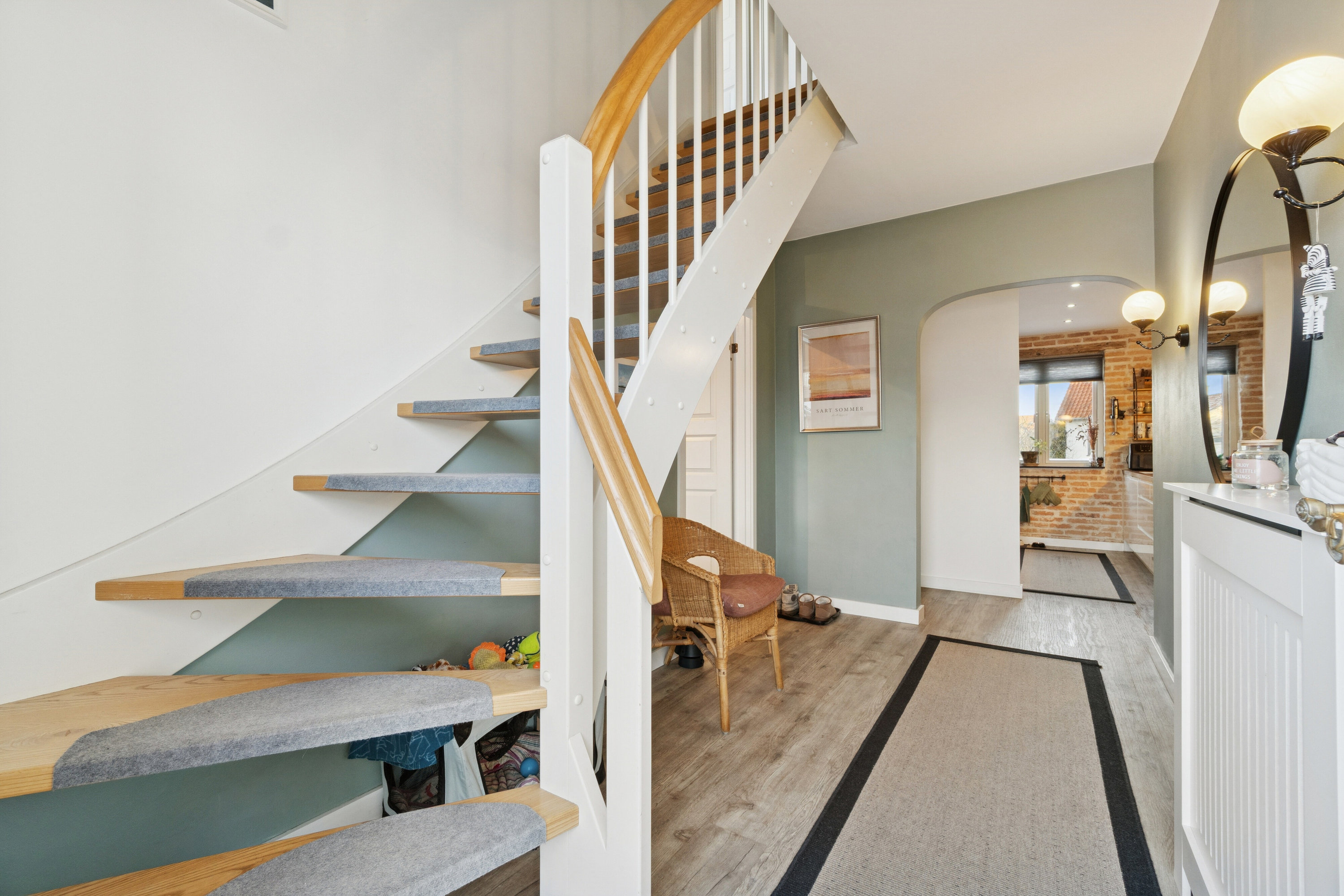 Fremhævet trappe billede i fuldskærmstilstand. Billede af Kløverprisvej 88, 2650 Hvidovre