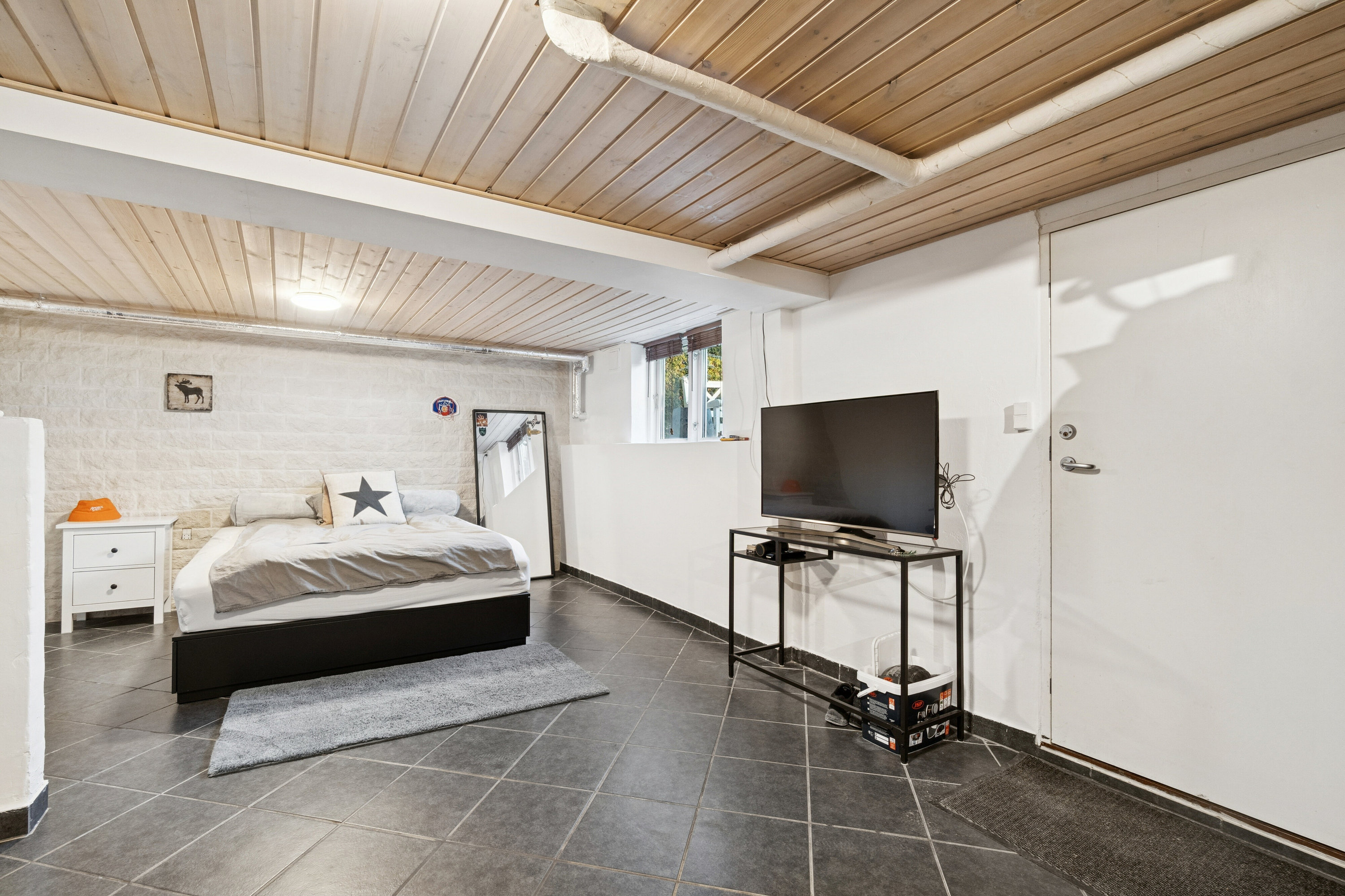 Fremhævet soveværelse billede i fuldskærmstilstand. Billede af Kløverprisvej 88, 2650 Hvidovre