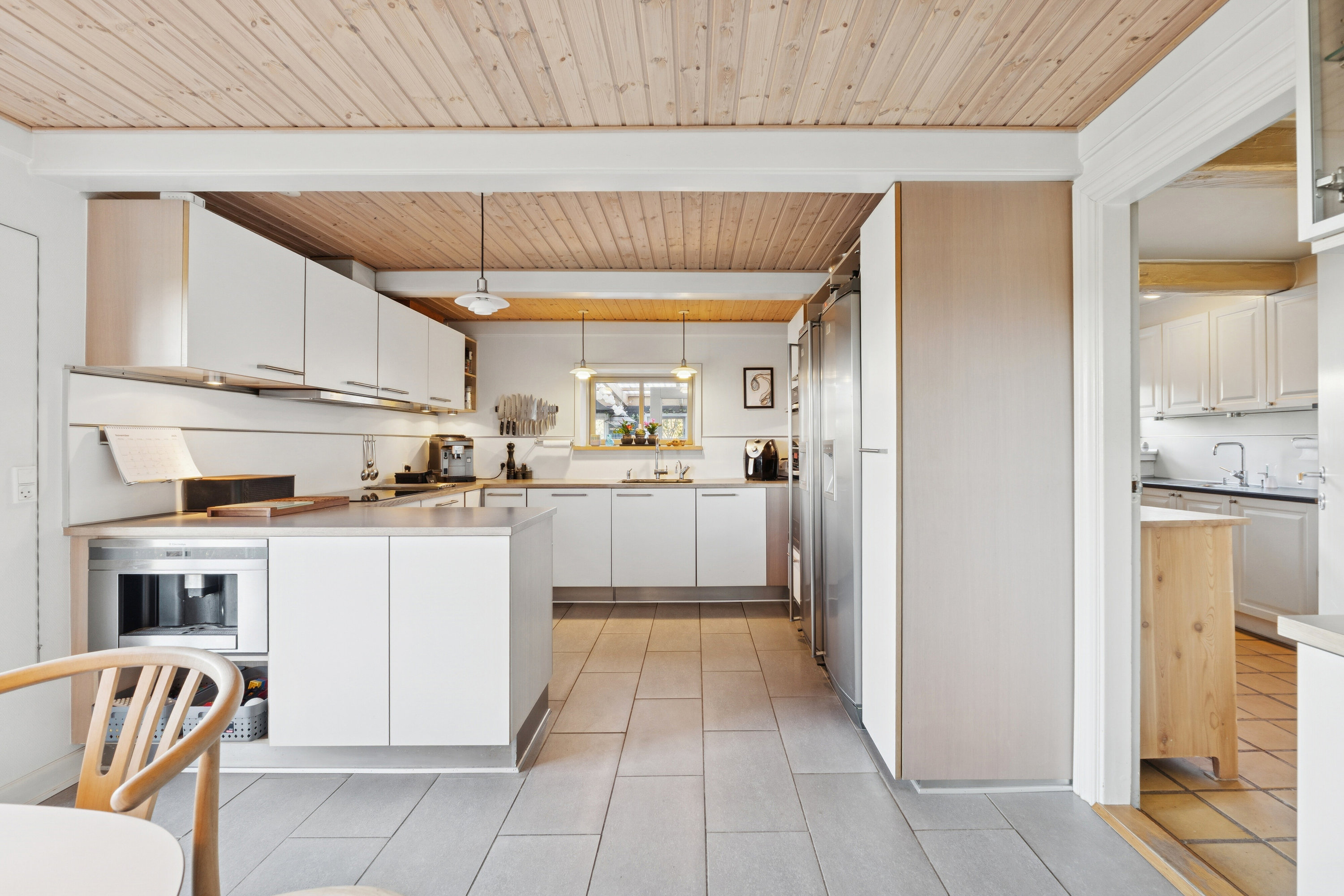 Fremhævet køkken billede i fuldskærmstilstand. Billede af Skovmarksvej 2, 5762 Vester Skerninge