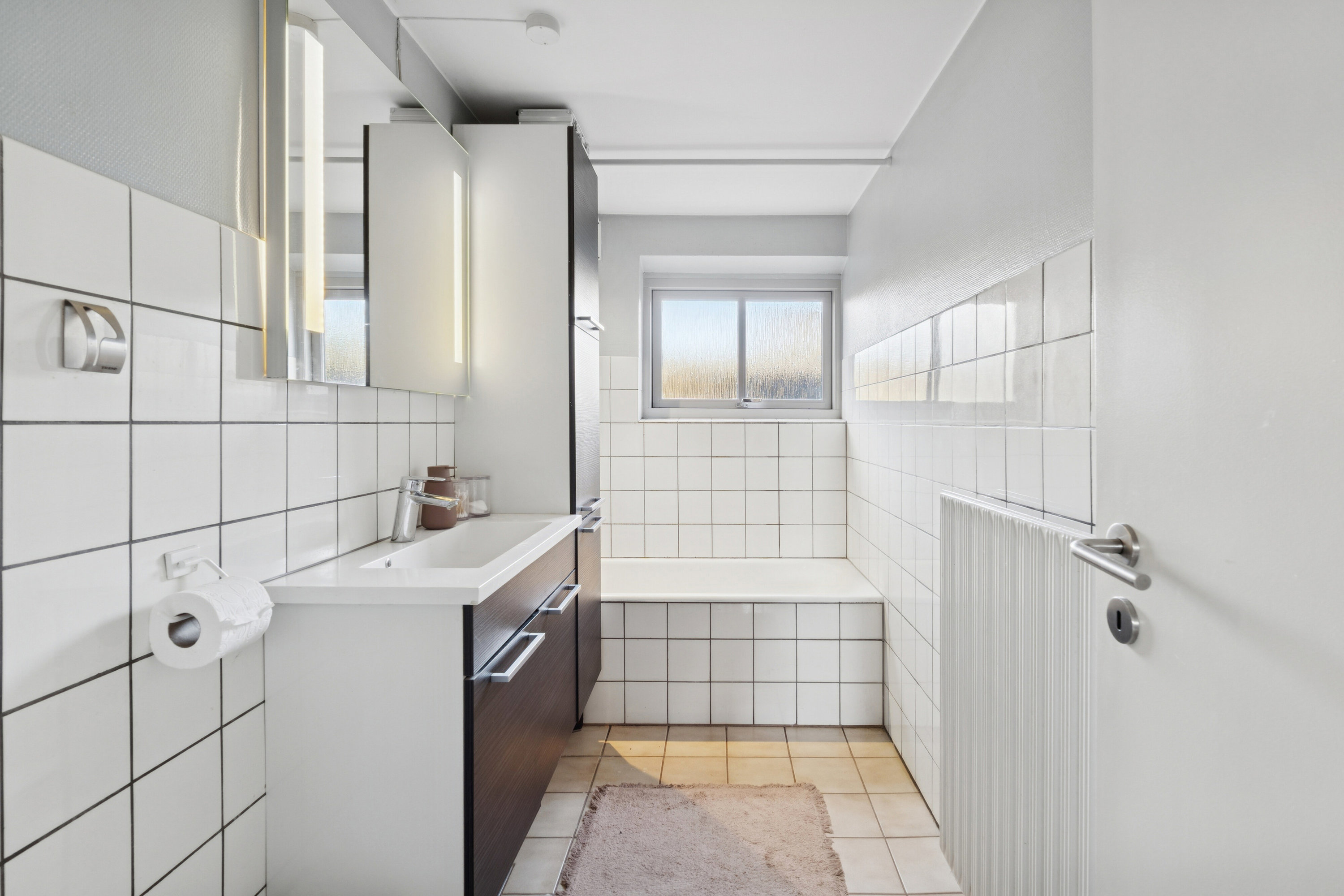 Fremhævet badeværelse billede i fuldskærmstilstand. Billede af Skovmarksvej 2, 5762 Vester Skerninge