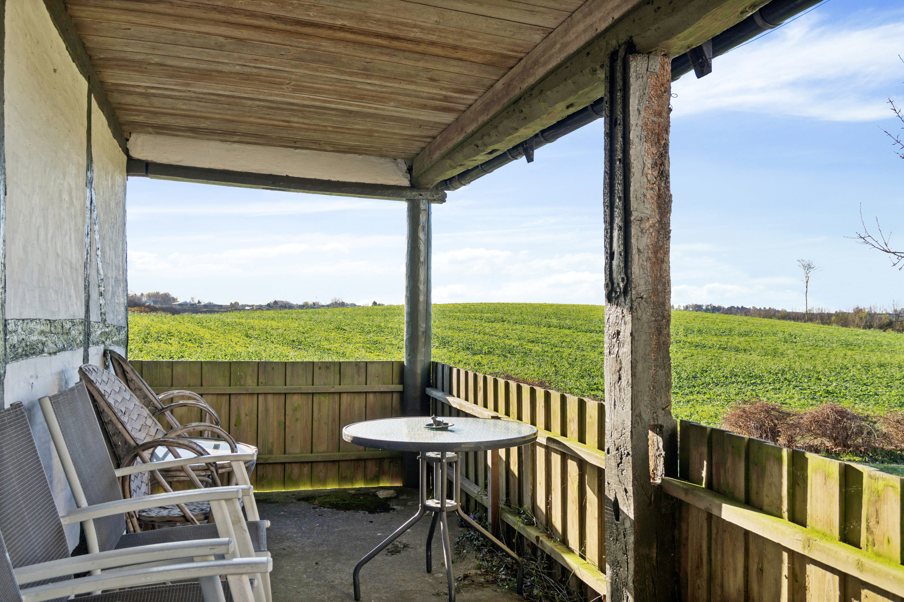 Fremhævet overdækket terrasse billede i fuldskærmstilstand. Billede af Skovmarksvej 2, 5762 Vester Skerninge