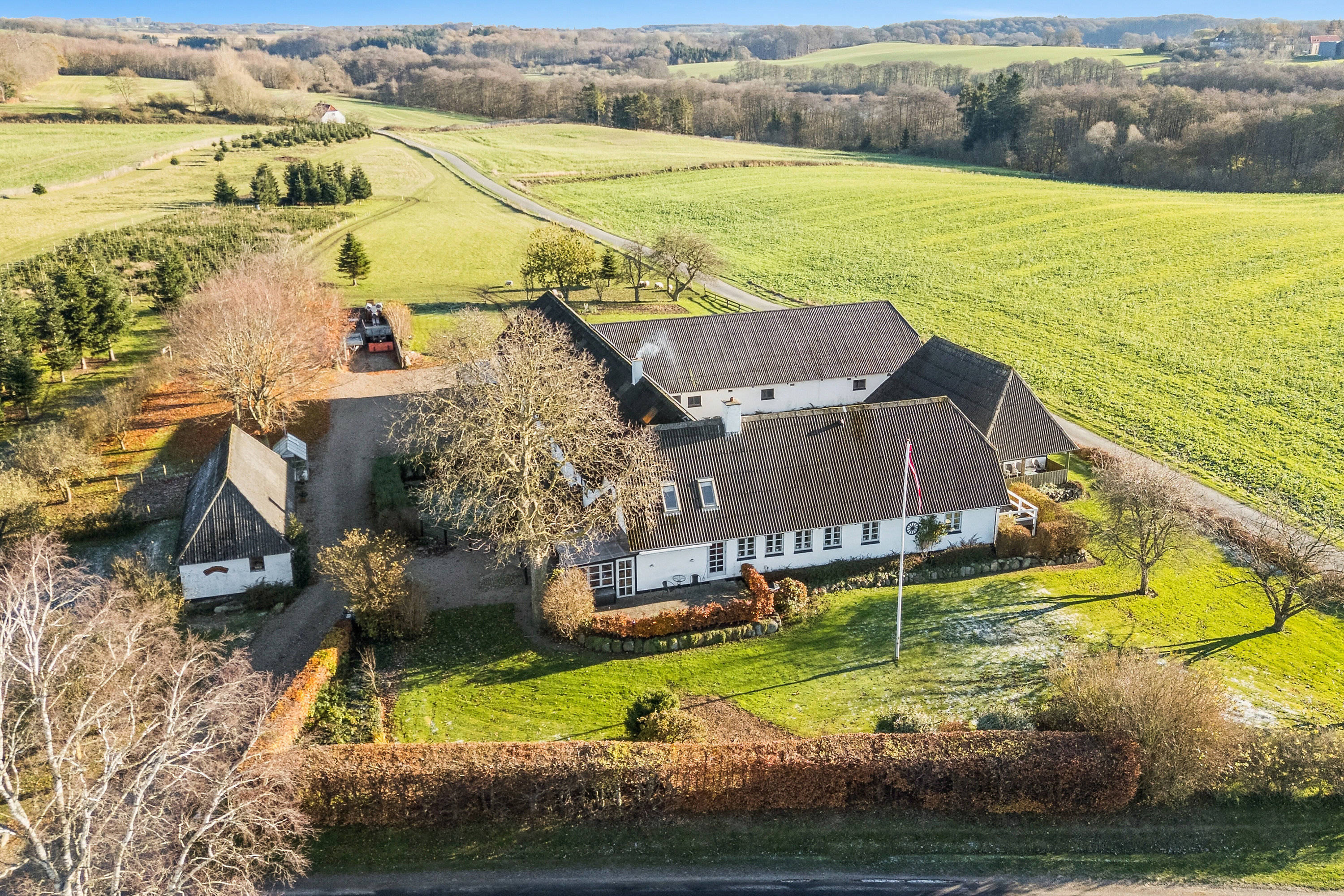 Fremhævet luftfoto billede i fuldskærmstilstand. Billede af Skovmarksvej 2, 5762 Vester Skerninge