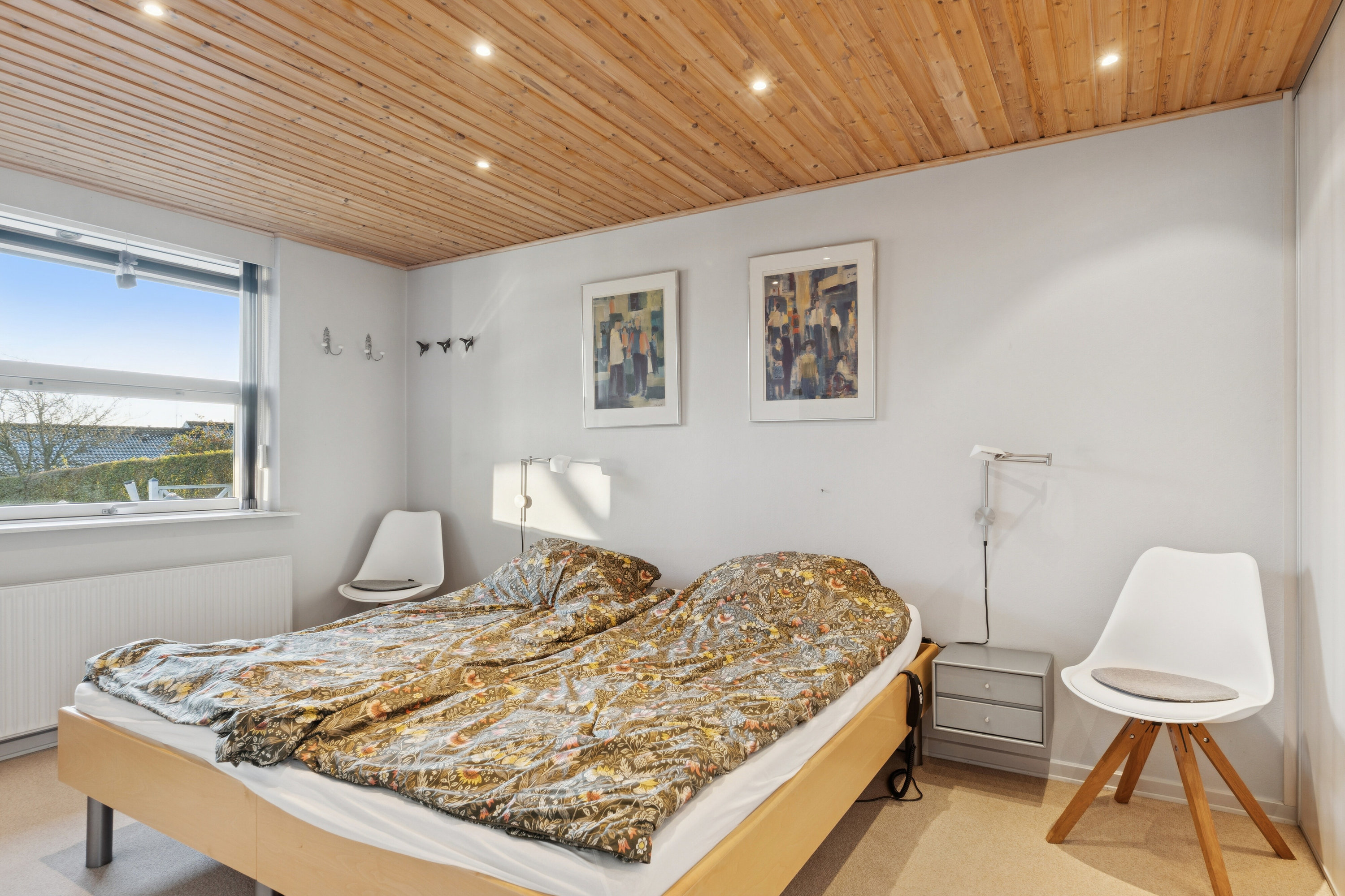 Fremhævet soveværelse billede i fuldskærmstilstand. Billede af Ædelgranen 12, 8620 Kjellerup