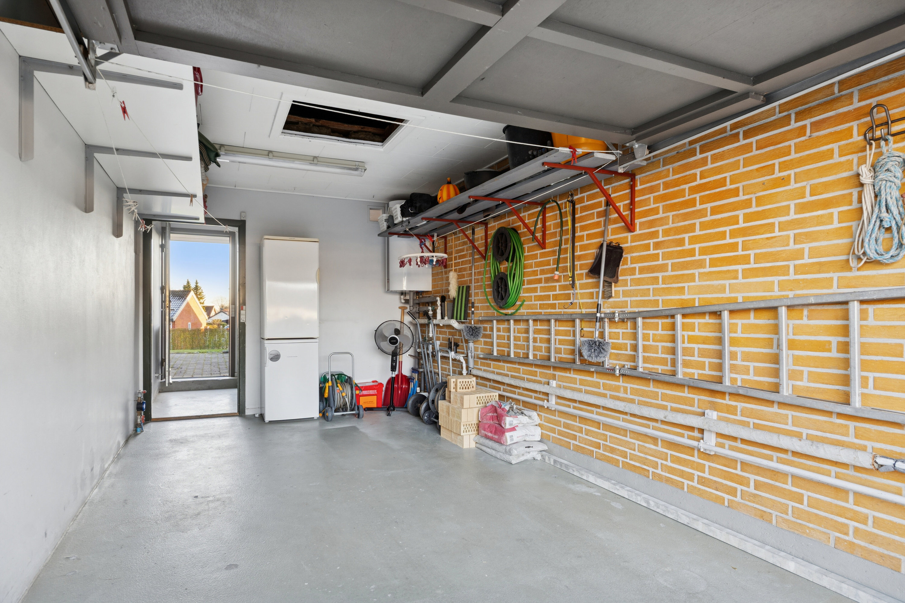 Fremhævet indendørs billede i fuldskærmstilstand. Billede af Ædelgranen 12, 8620 Kjellerup