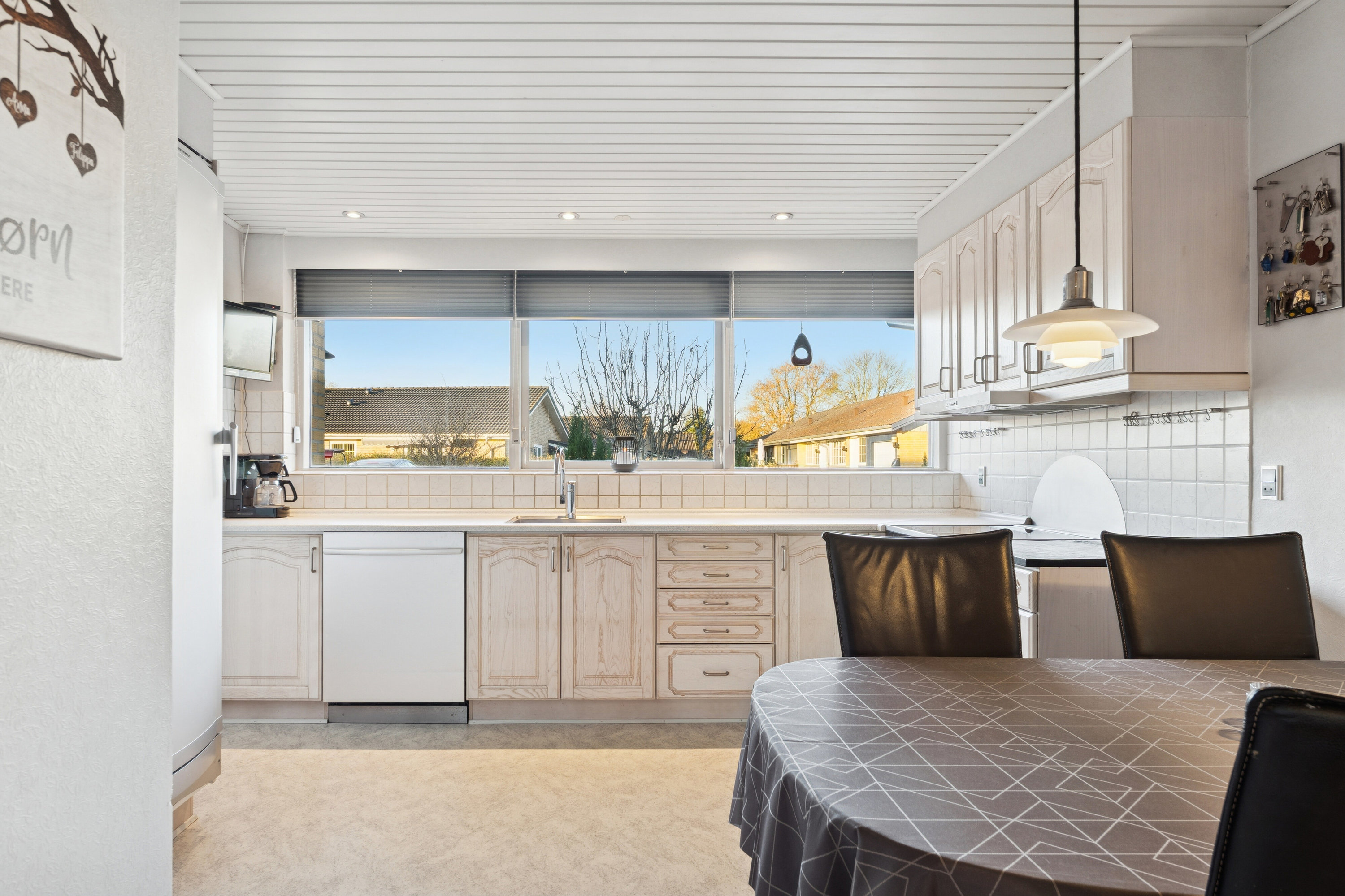 Miniaturebillede 2: køkken. Billede af Ædelgranen 12, 8620 Kjellerup