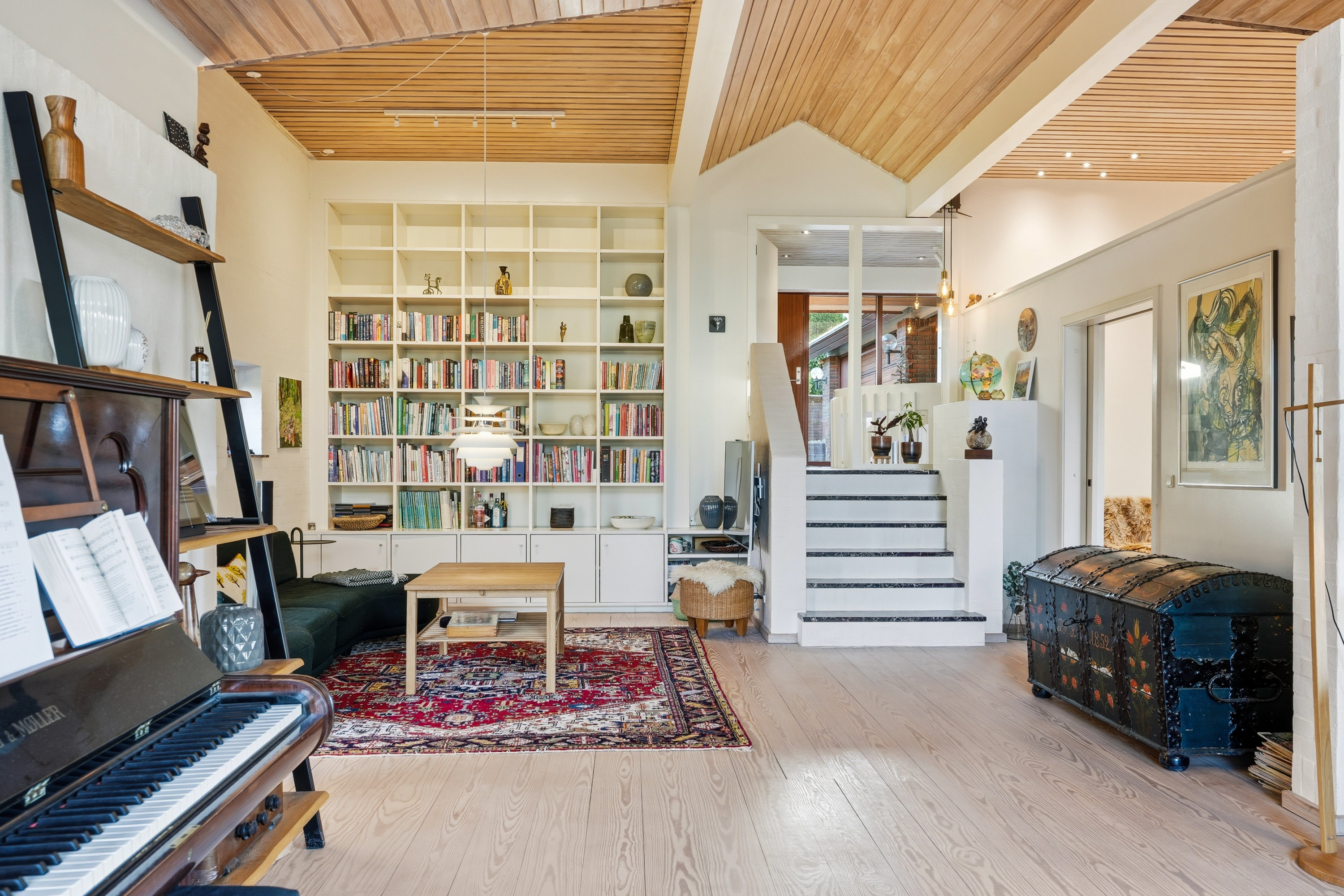 Fremhævet stue billede i fuldskærmstilstand. Billede af Rypebakken 32, Snestrup, 5210 Odense NV