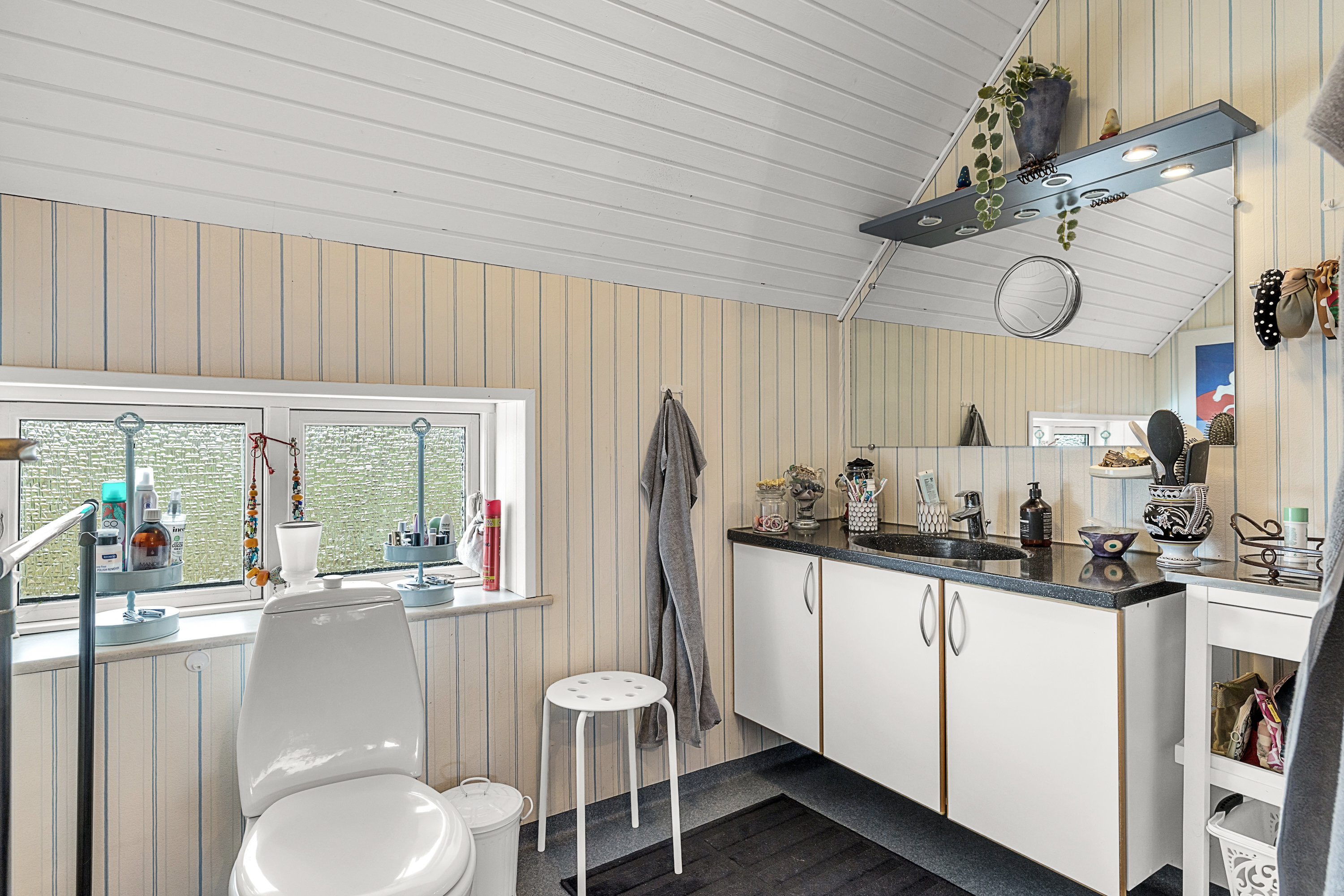 Fremhævet badeværelse billede i fuldskærmstilstand. Billede af Assensvej 93C, 5600 Faaborg