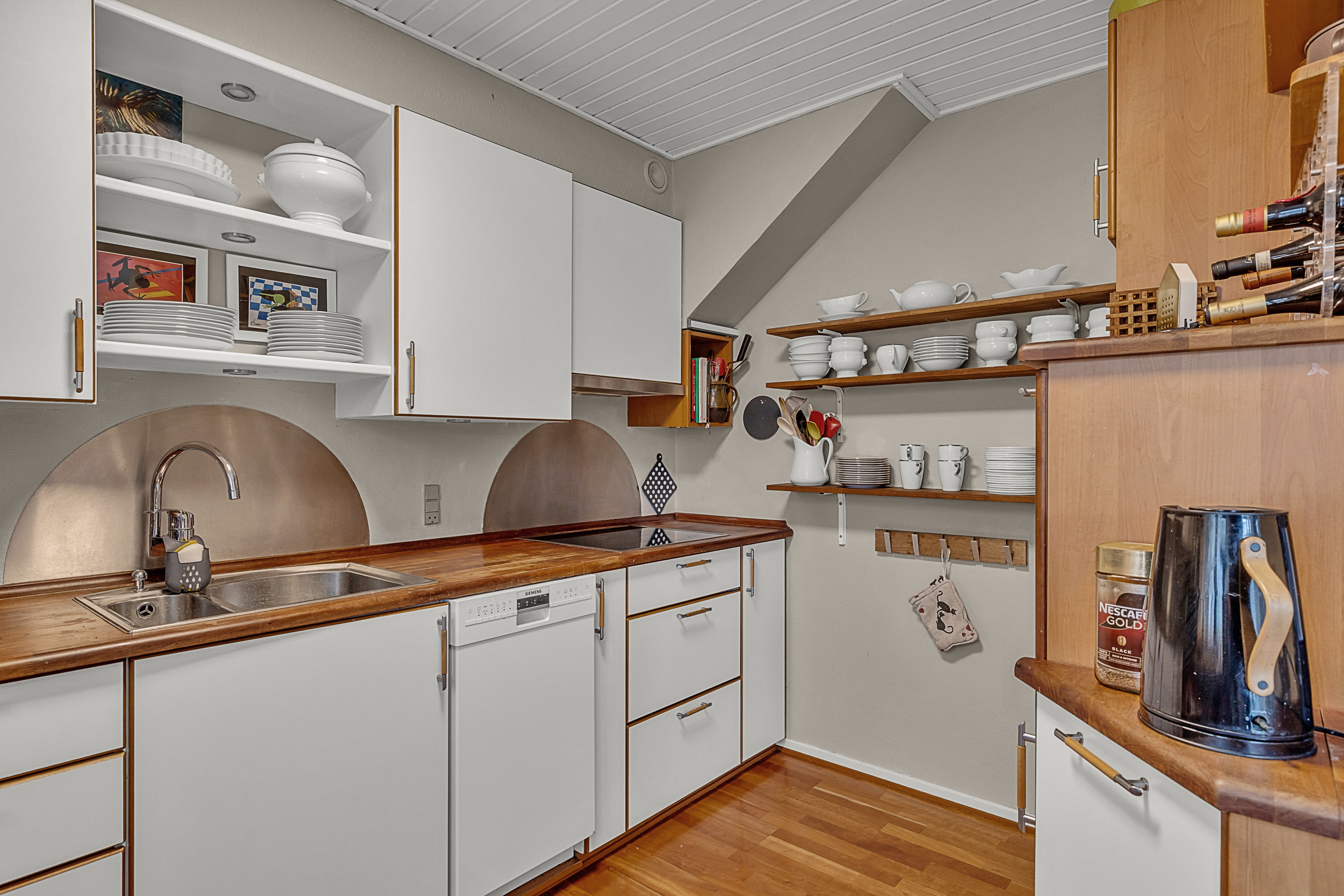 Fremhævet køkken billede i fuldskærmstilstand. Billede af Assensvej 93C, 5600 Faaborg