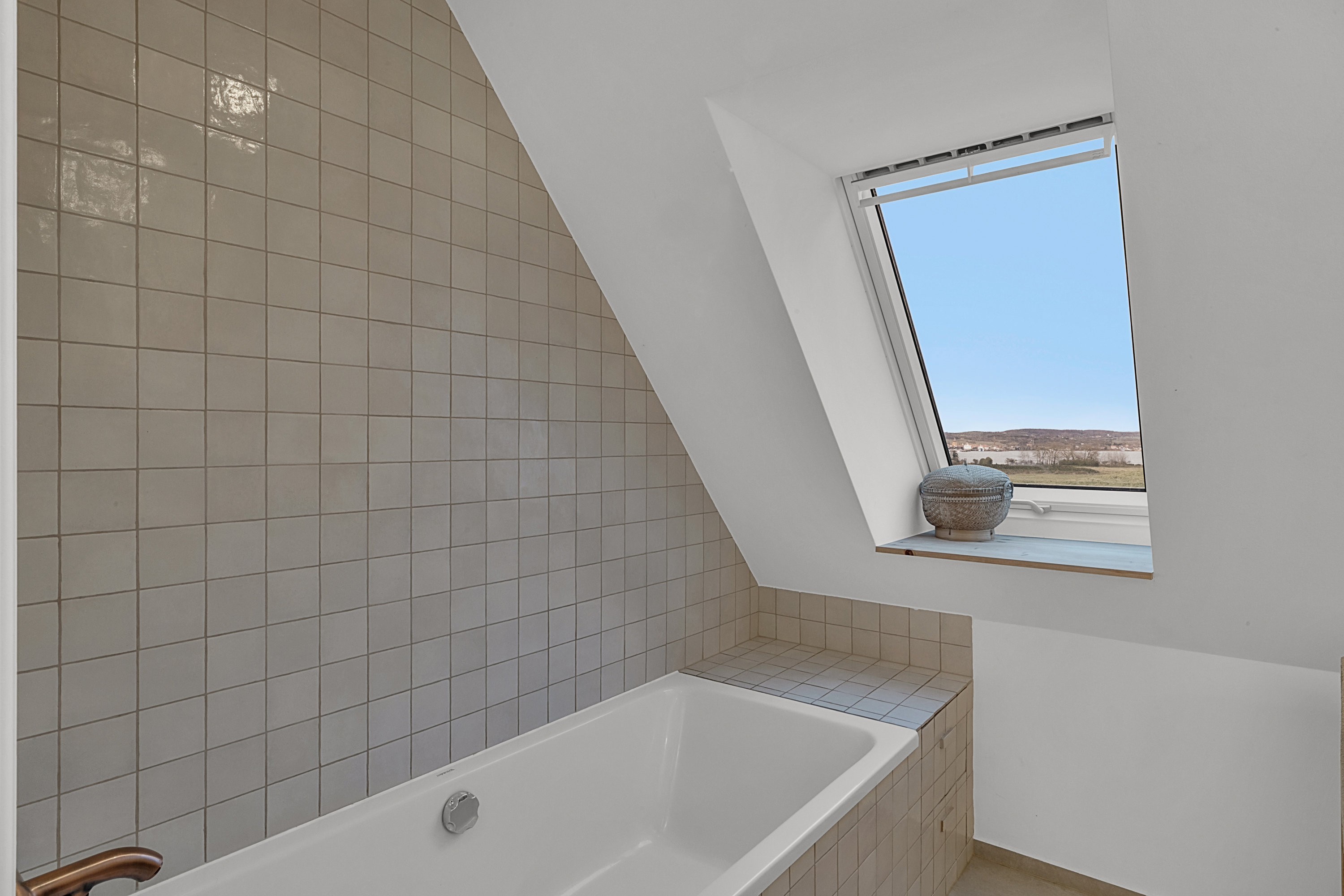 Fremhævet badeværelse billede i fuldskærmstilstand. Billede af Dyreborgskovvej 2, Dyreborg, 5600 Faaborg