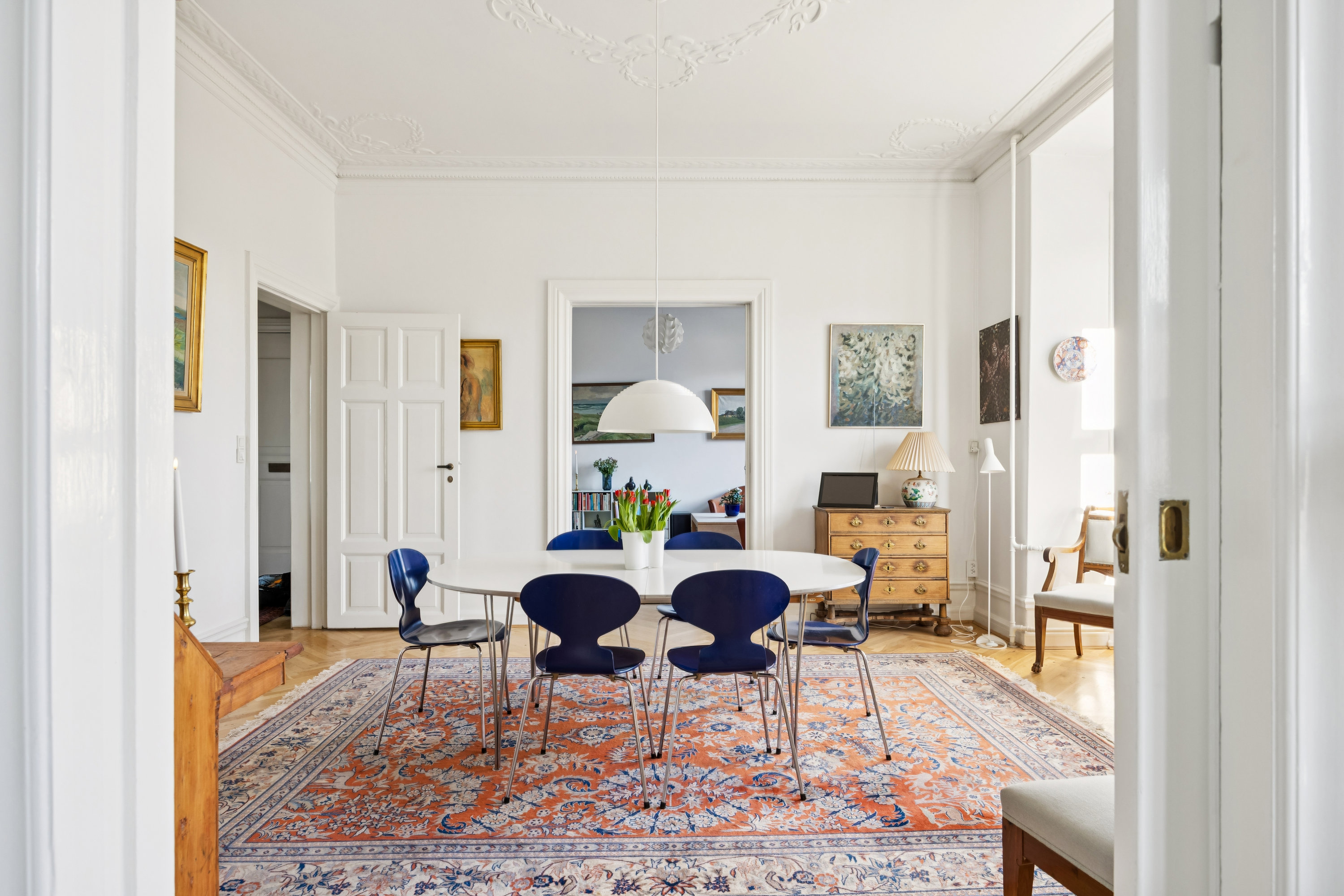 Fremhævet stue billede i fuldskærmstilstand. Billede af Mynstersvej 7A, 2. th., 1827 Frederiksberg C