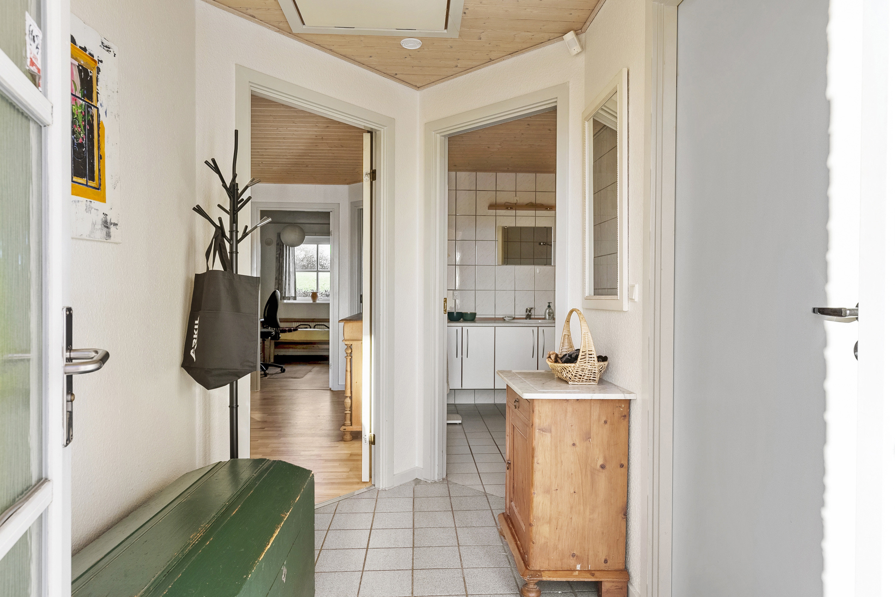 Fremhævet entré billede i fuldskærmstilstand. Billede af Jegstrupvej 154, 8361 Hasselager