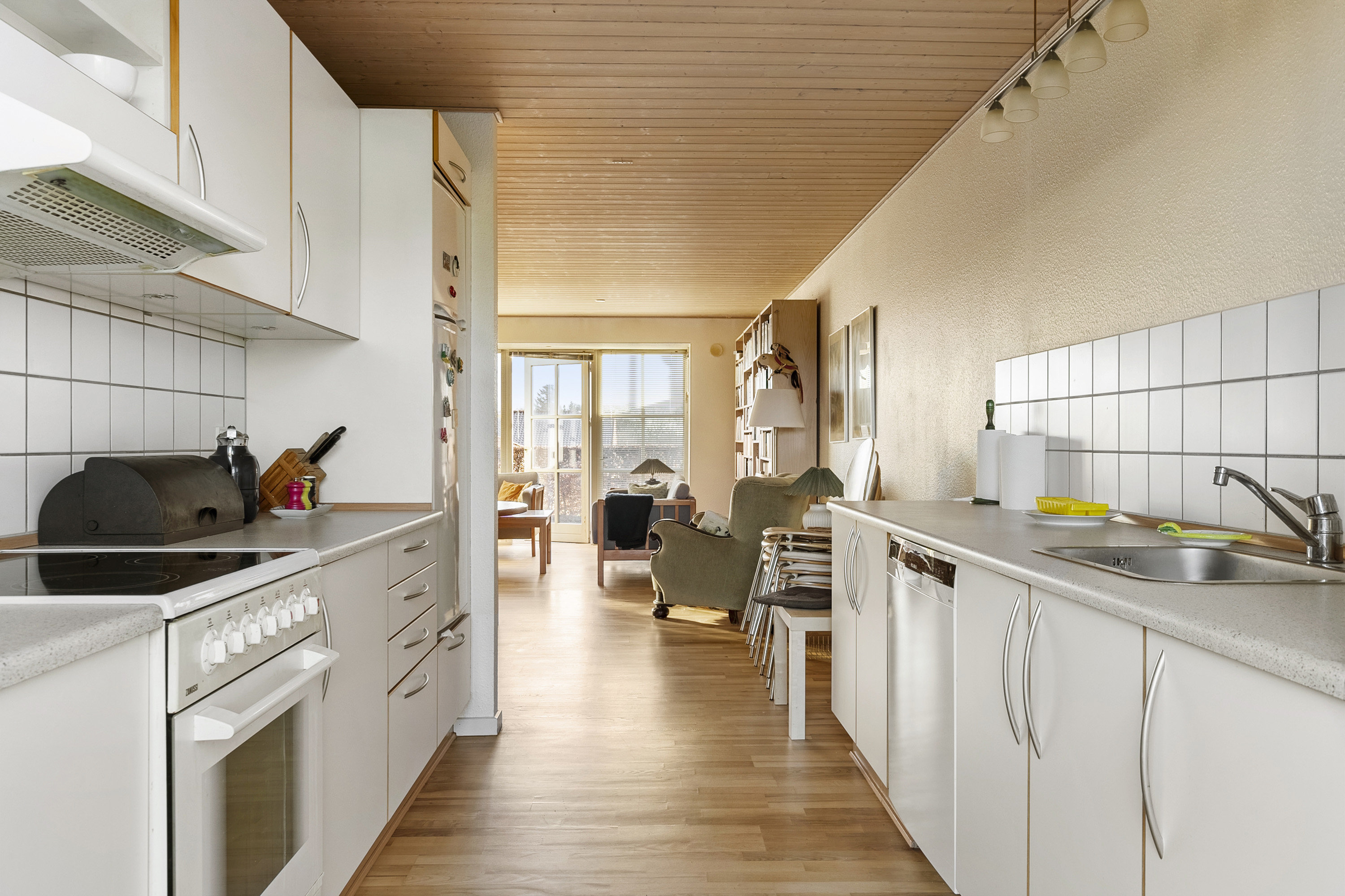 Fremhævet køkken billede i fuldskærmstilstand. Billede af Jegstrupvej 154, 8361 Hasselager