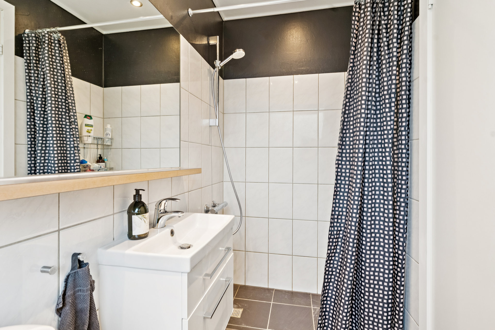 Fremhævet badeværelse billede i fuldskærmstilstand. Billede af Wingesvej 3, 8920 Randers NV