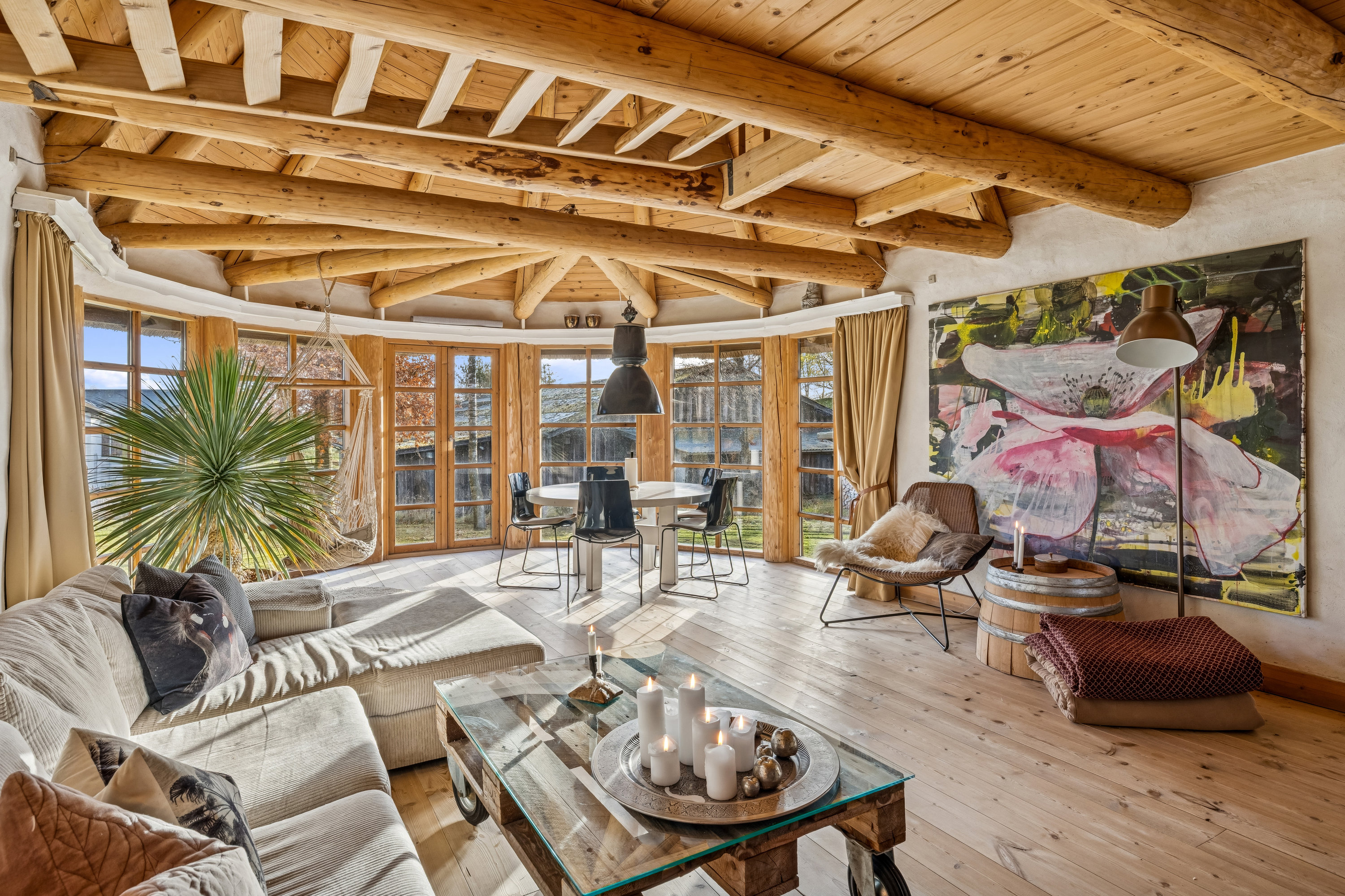 Fremhævet stue billede i fuldskærmstilstand. Billede af Dystrup Kær 2, 8586 Ørum Djurs