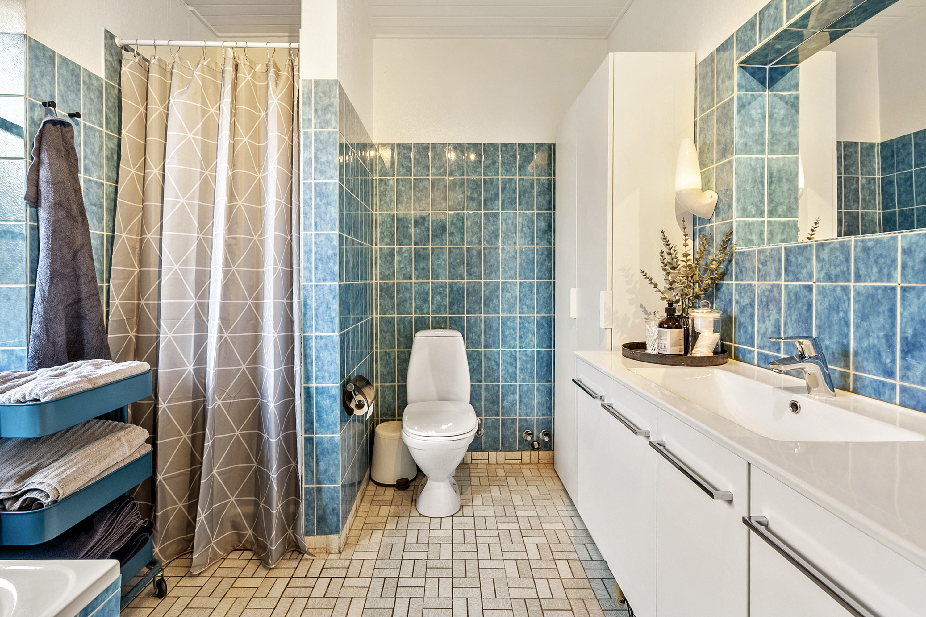 Fremhævet badeværelse billede i fuldskærmstilstand. Billede af Forstalle 30A, 6200 Aabenraa