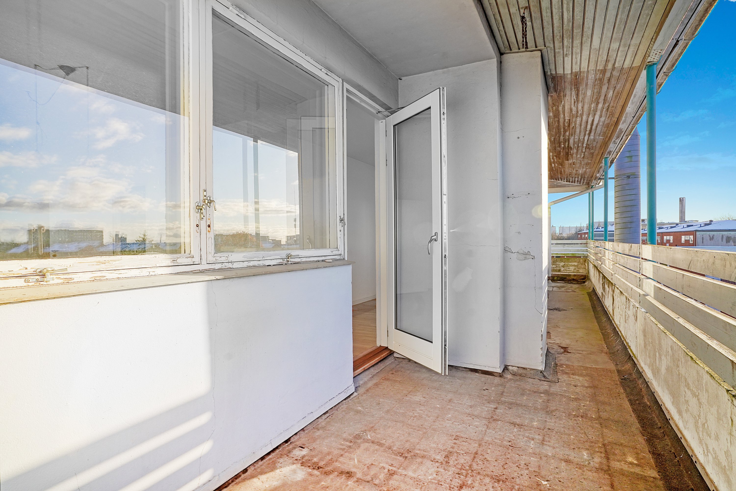 Fremhævet altan billede i fuldskærmstilstand. Billede af Søborg Hovedgade 215, 4. t., 2860 Søborg