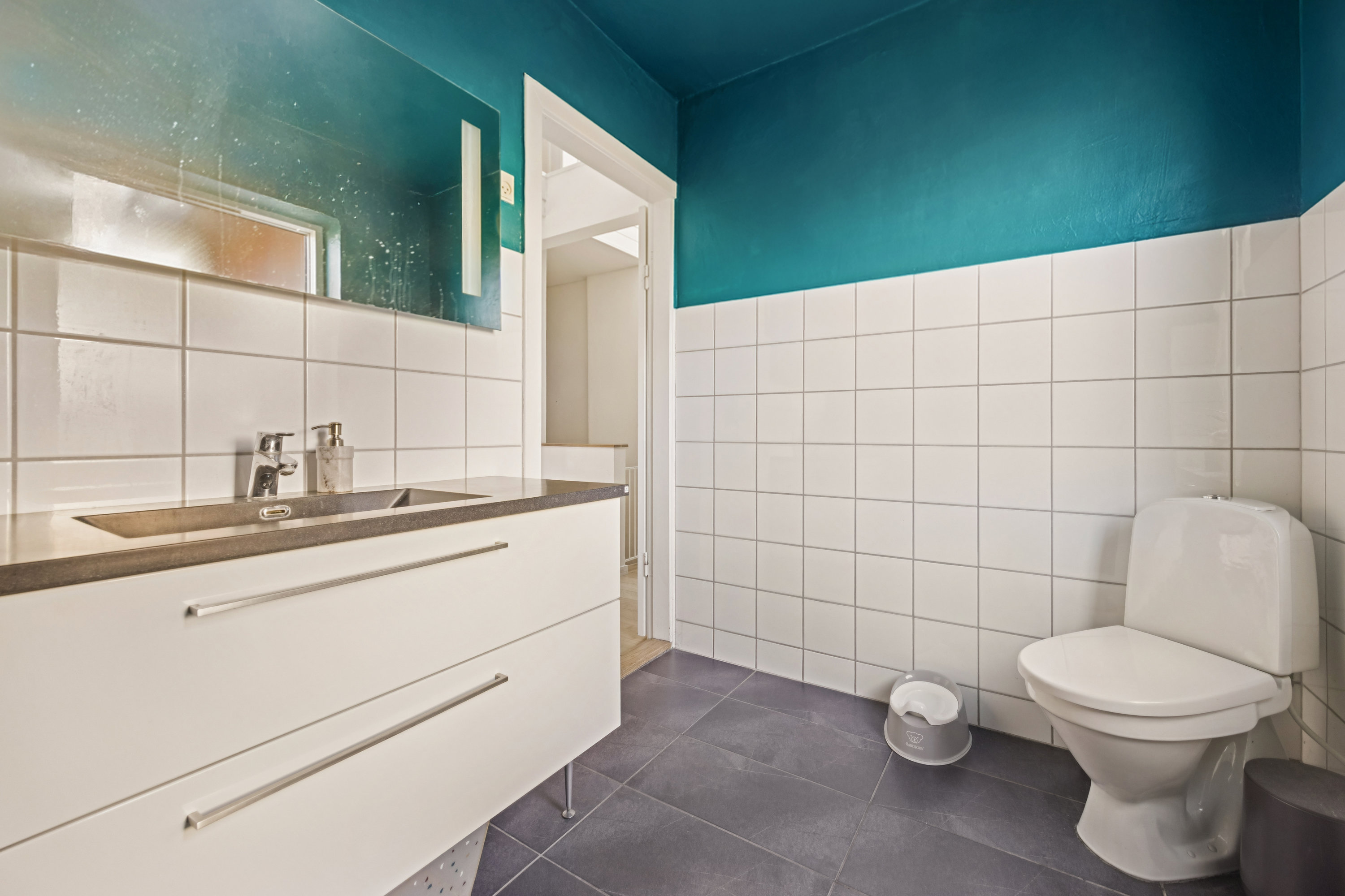 Fremhævet badeværelse billede i fuldskærmstilstand. Billede af Hodalsvej 23, 9500 Hobro