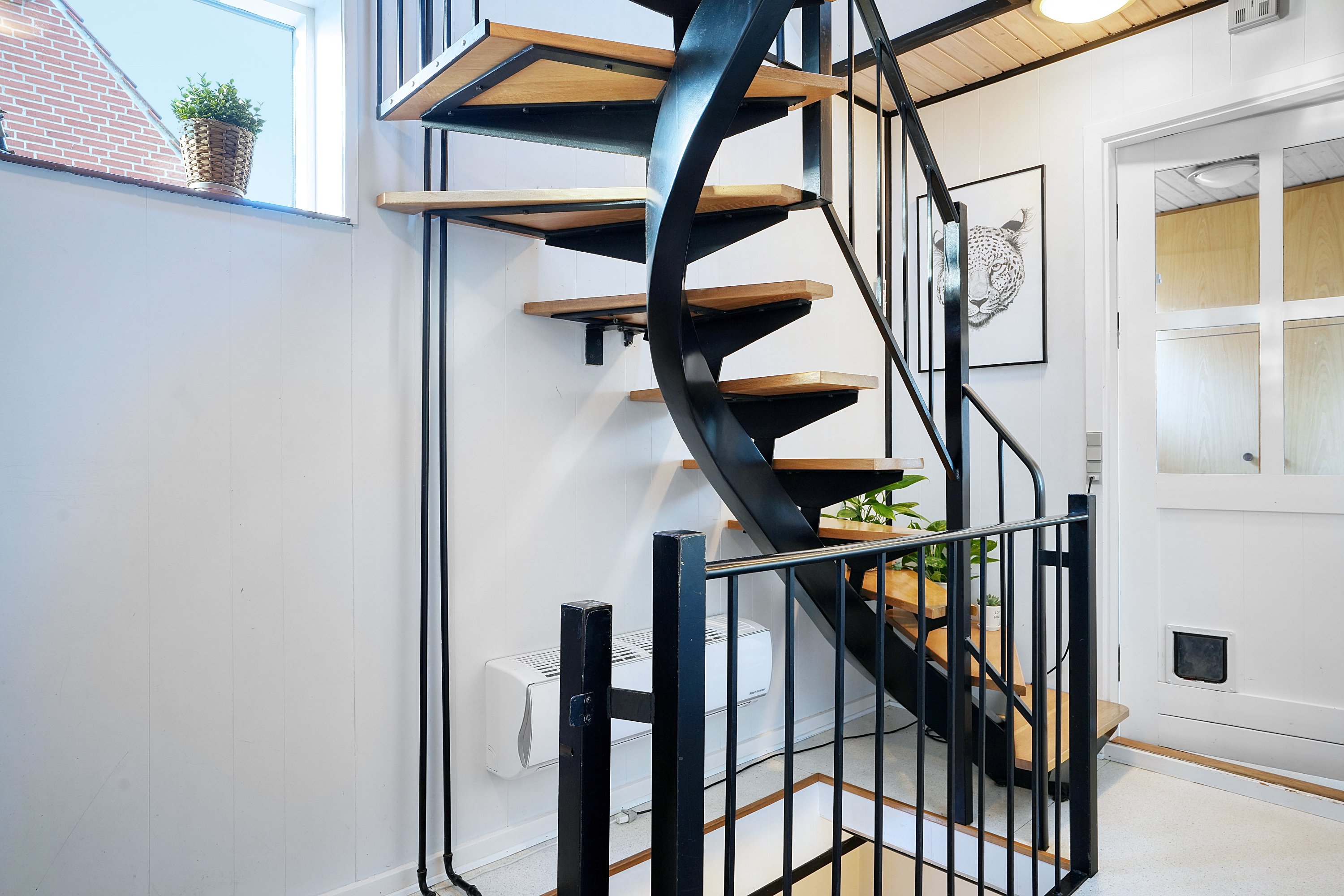 Fremhævet entré billede i fuldskærmstilstand. Billede af Nyledsbakken 26, 4500 Nykøbing Sj