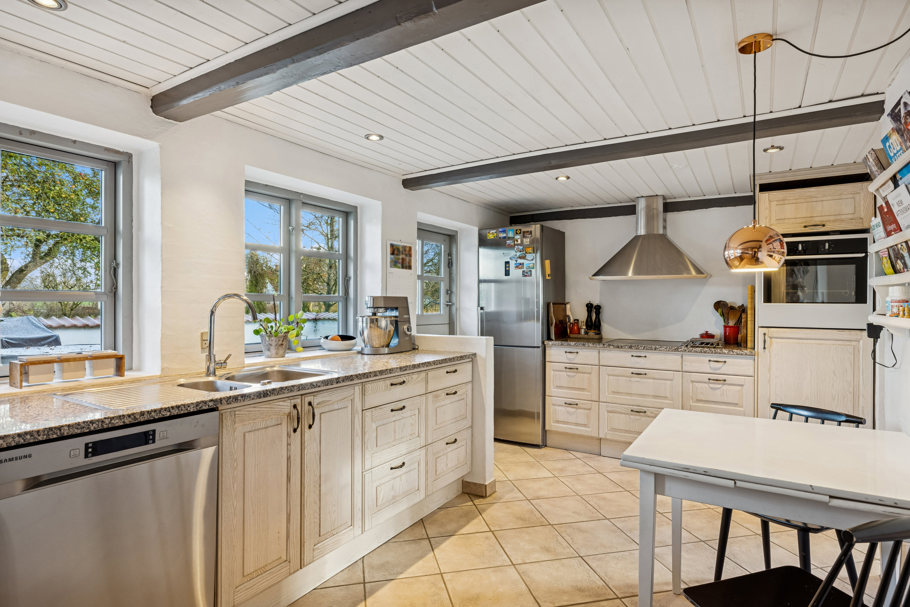 Fremhævet køkken billede i fuldskærmstilstand. Billede af Tronkærvej 129, 8541 Skødstrup