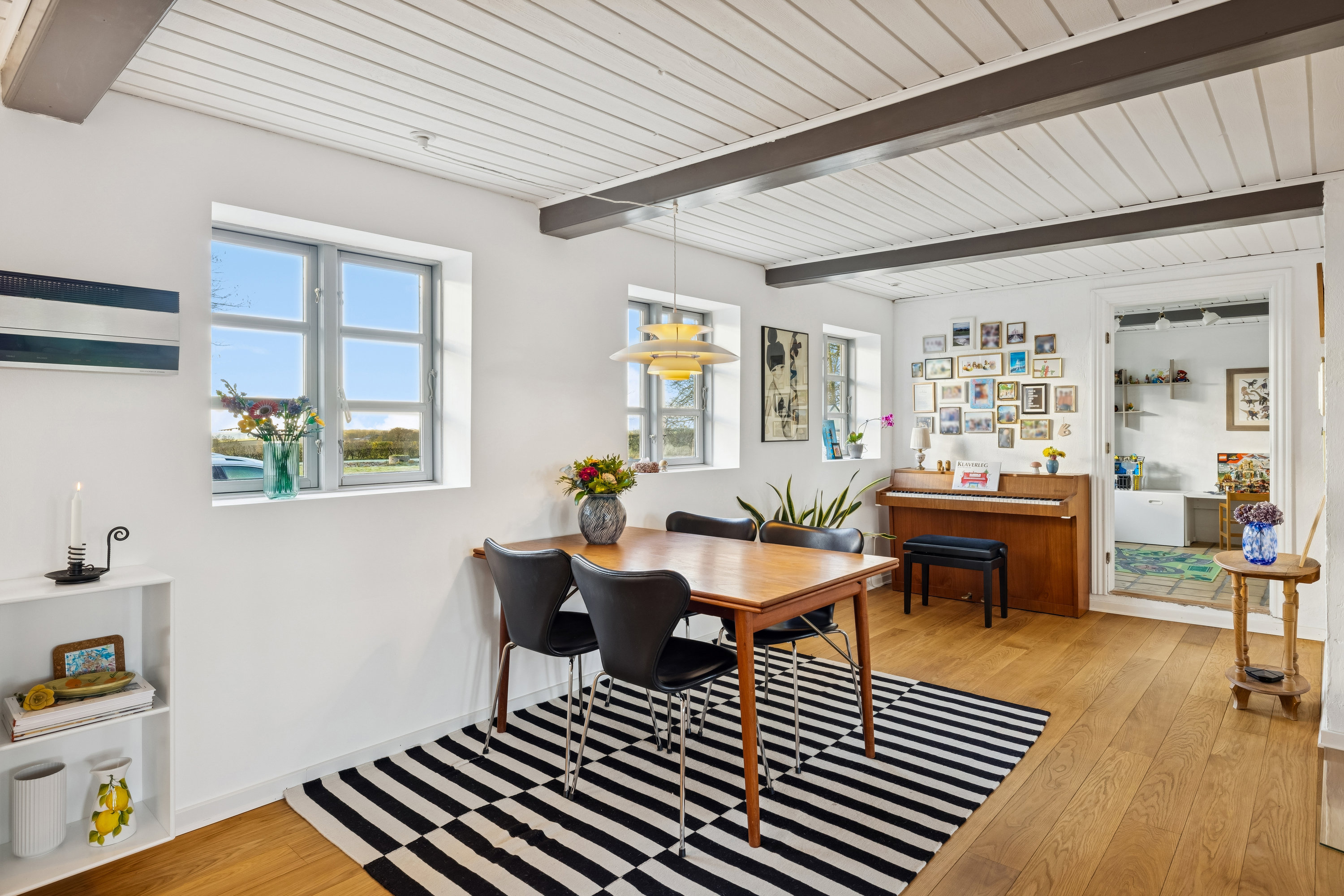 Fremhævet værelse billede i fuldskærmstilstand. Billede af Tronkærvej 129, 8541 Skødstrup