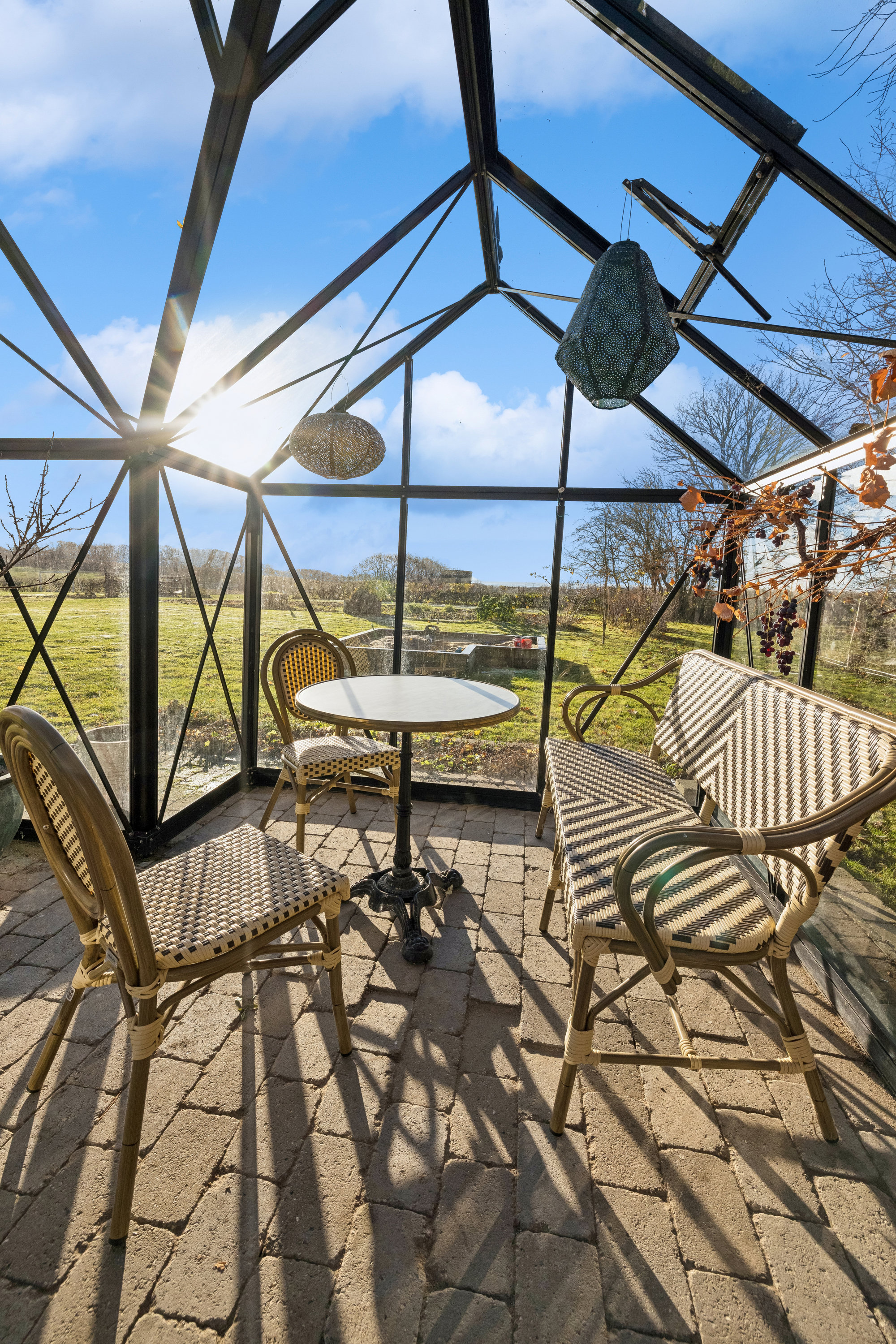 Fremhævet terrasse billede i fuldskærmstilstand. Billede af Tronkærvej 129, 8541 Skødstrup