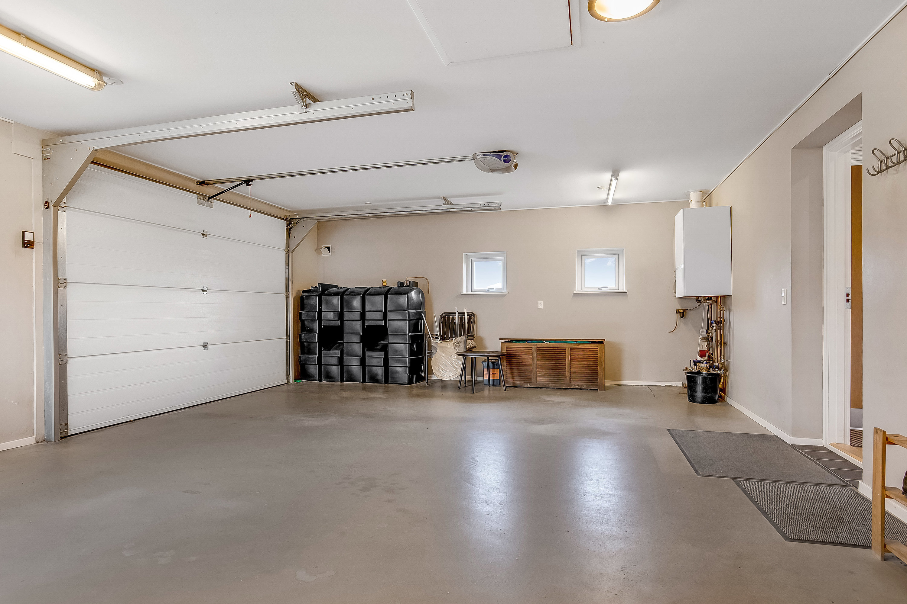 Fremhævet garage billede i fuldskærmstilstand. Billede af Præstekæret 9, Påby, 6000 Kolding