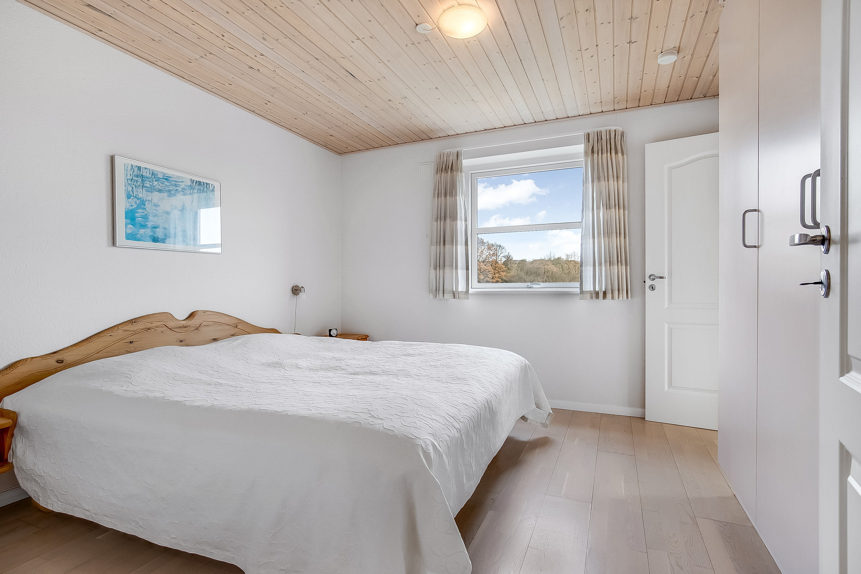 Fremhævet soveværelse billede i fuldskærmstilstand. Billede af Præstekæret 9, Påby, 6000 Kolding