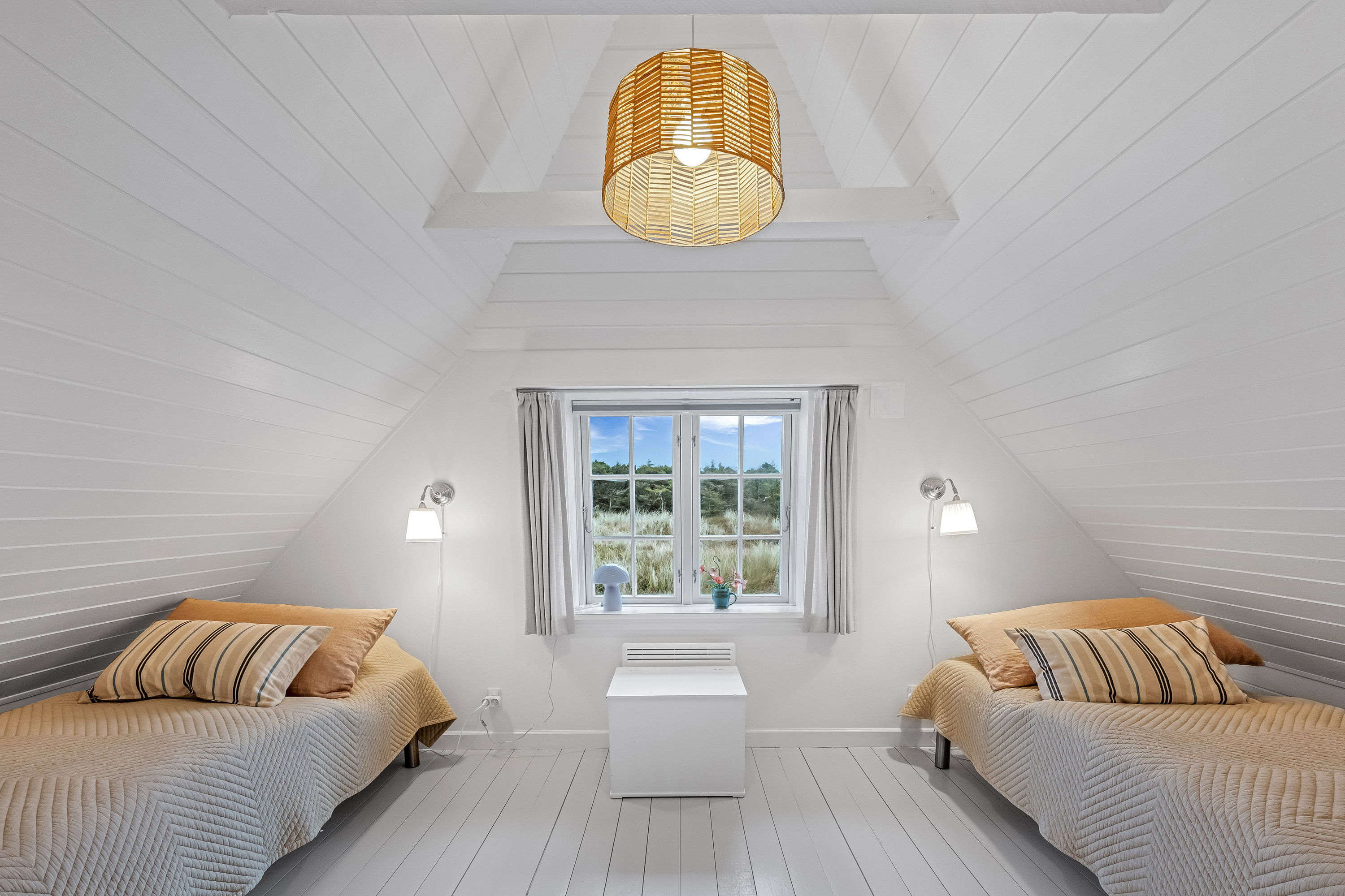 Fremhævet værelse billede i fuldskærmstilstand. Billede af Redningsvejen 47, Nymindegab, 6830 Nørre Nebel