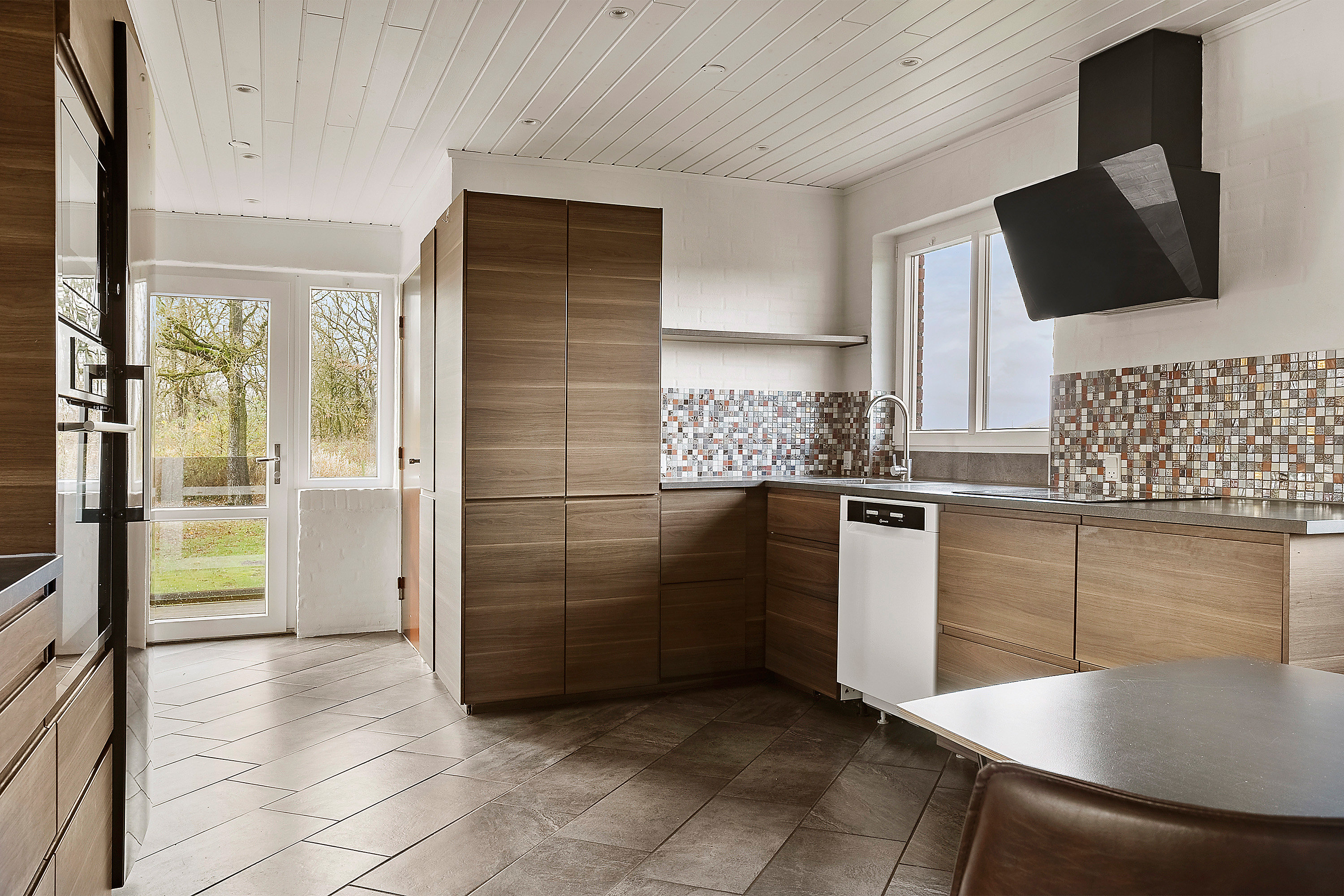 Fremhævet spisekøkken billede i fuldskærmstilstand. Billede af Østerbygårdvej 4, Ø Hovborg, 6682 Hovborg