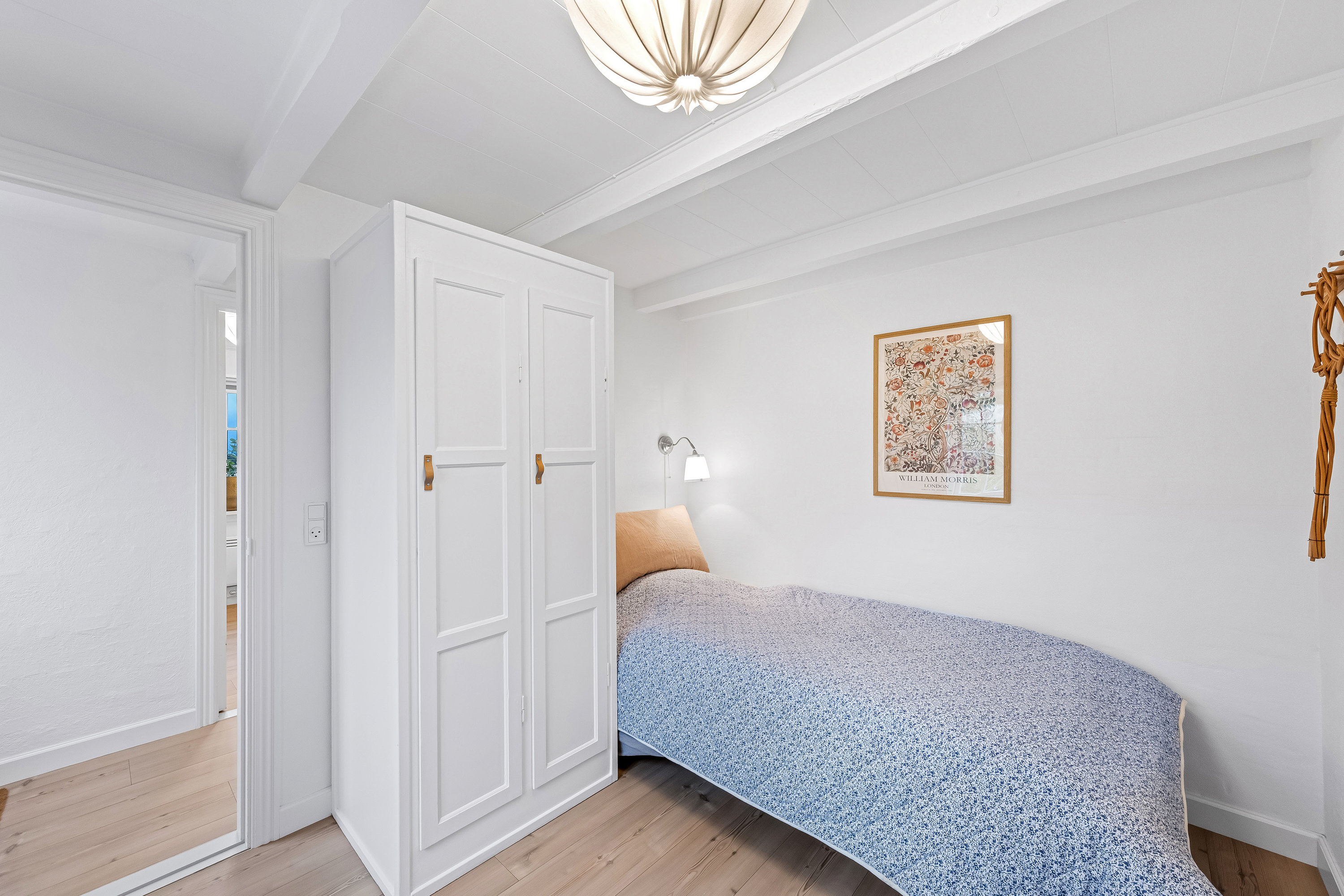 Fremhævet soveværelse billede i fuldskærmstilstand. Billede af Redningsvejen 47, Nymindegab, 6830 Nørre Nebel