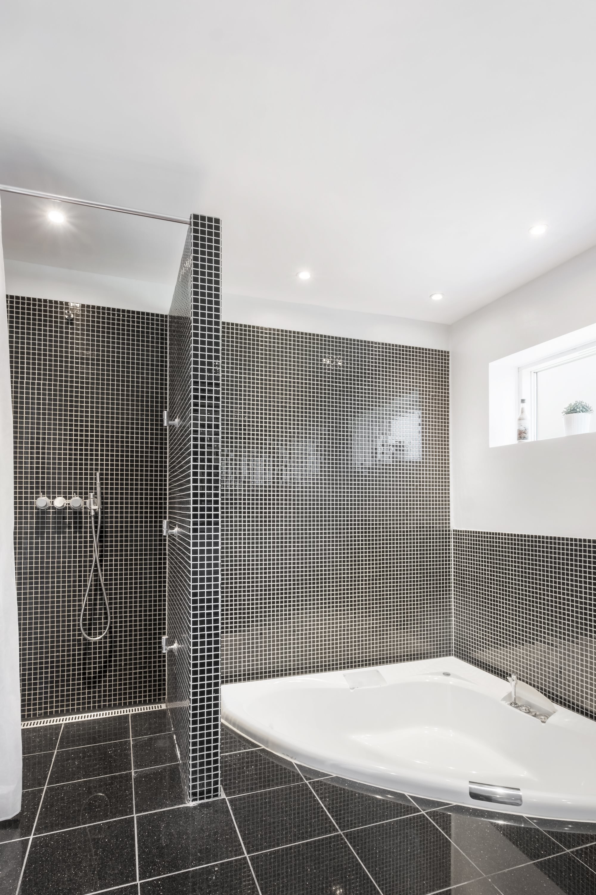 Fremhævet  billede i fuldskærmstilstand. Billede af Knud Rasmussens Vej 9, Gug, 9210 Aalborg SØ