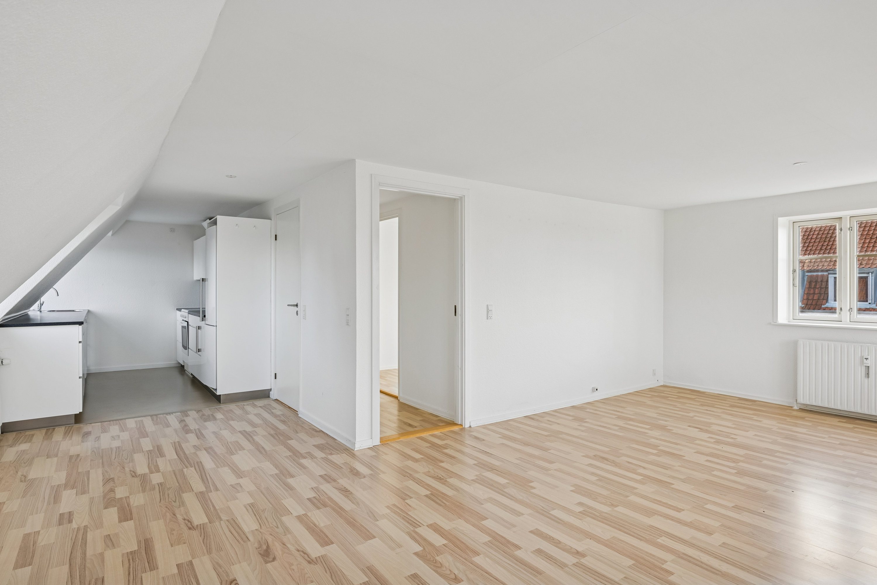 Fremhævet værelse billede i fuldskærmstilstand. Billede af Skolevej 6, 8410 Rønde