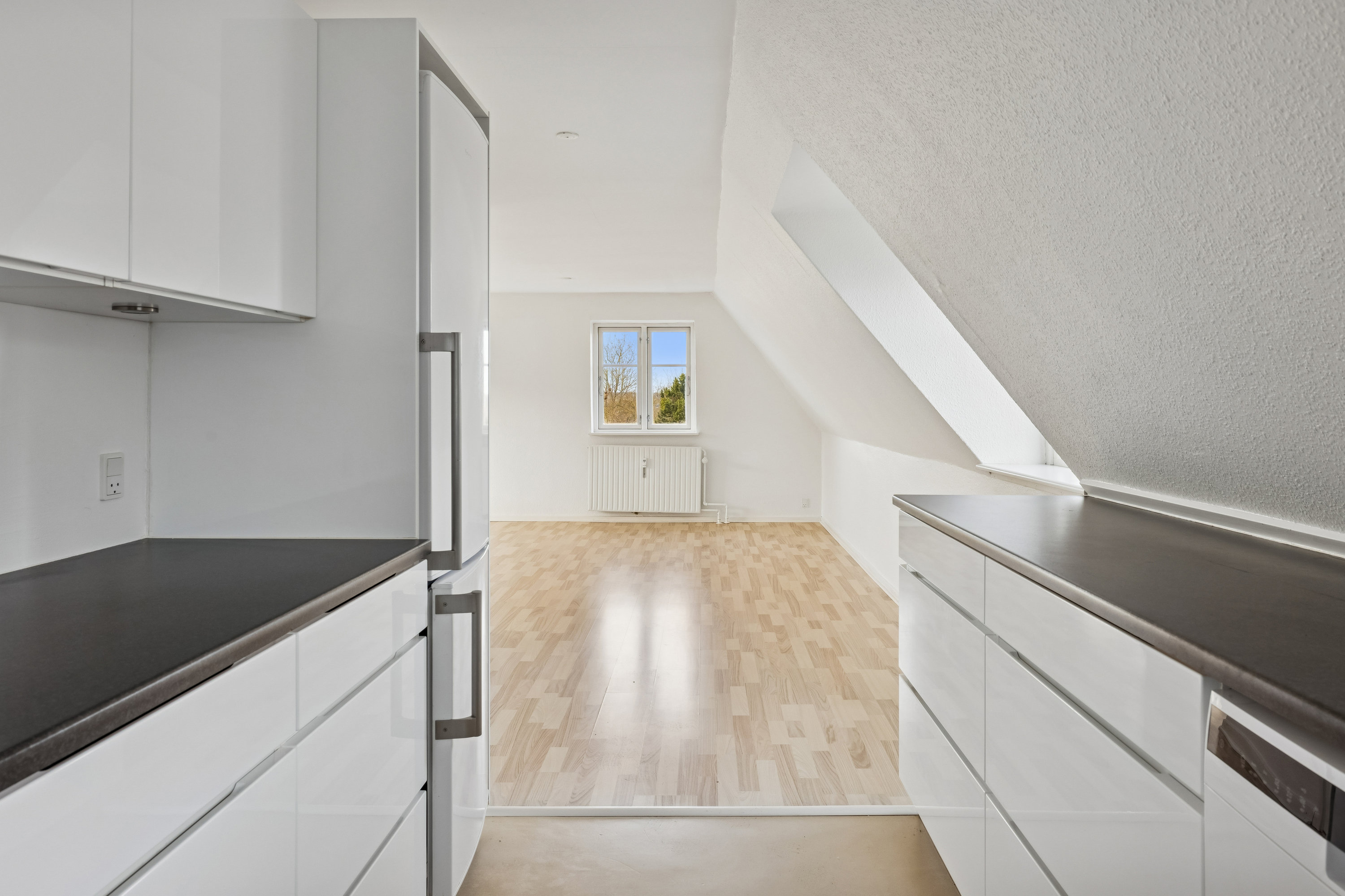 Fremhævet køkken billede i fuldskærmstilstand. Billede af Skolevej 6, 8410 Rønde