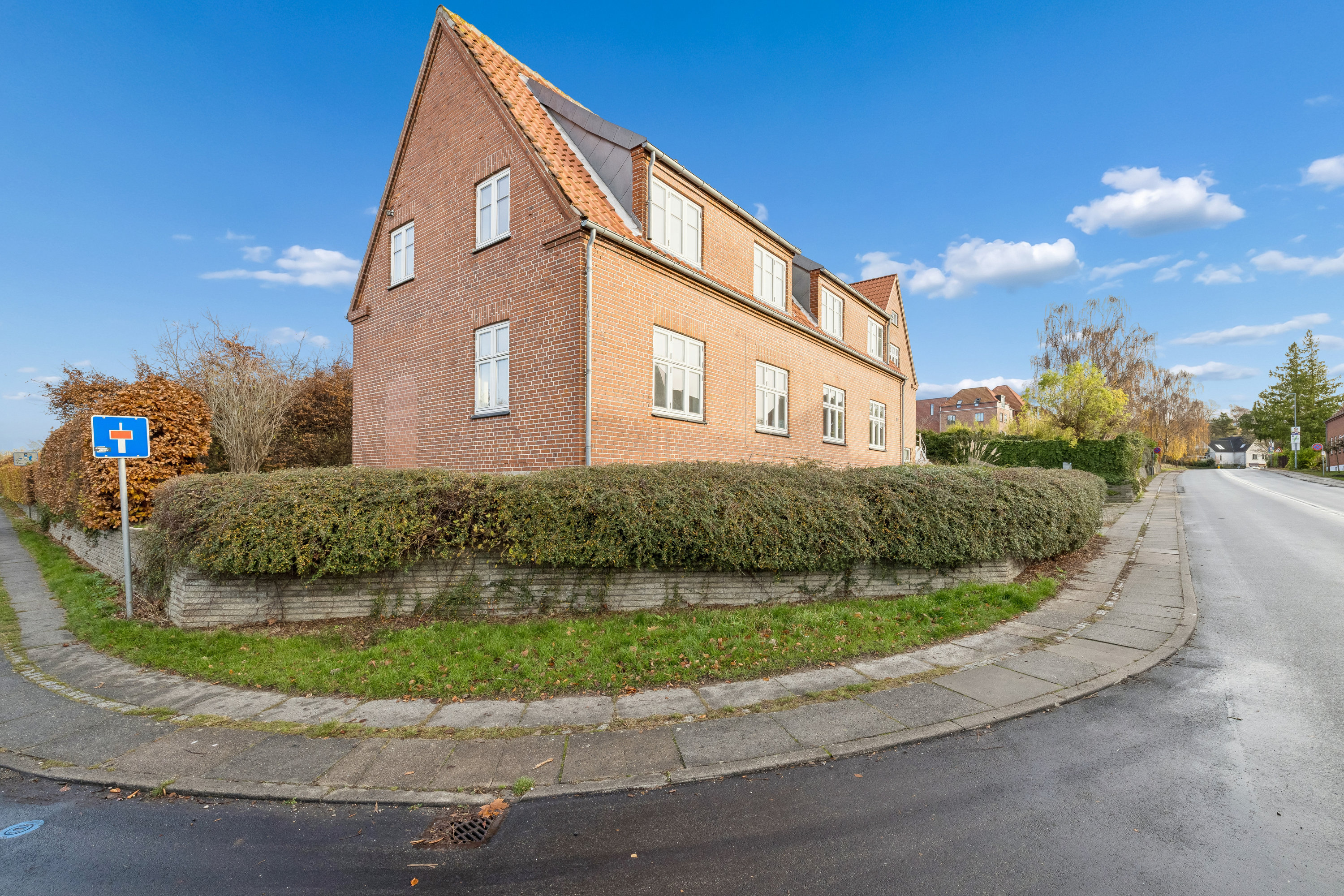 Fremhævet andet billede i fuldskærmstilstand. Billede af Skolevej 6, 8410 Rønde